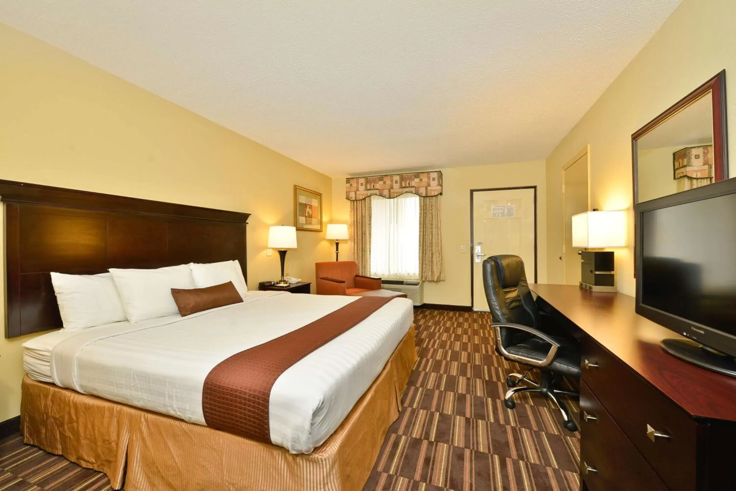 Photo of the whole room in Best Western Greenville Inn