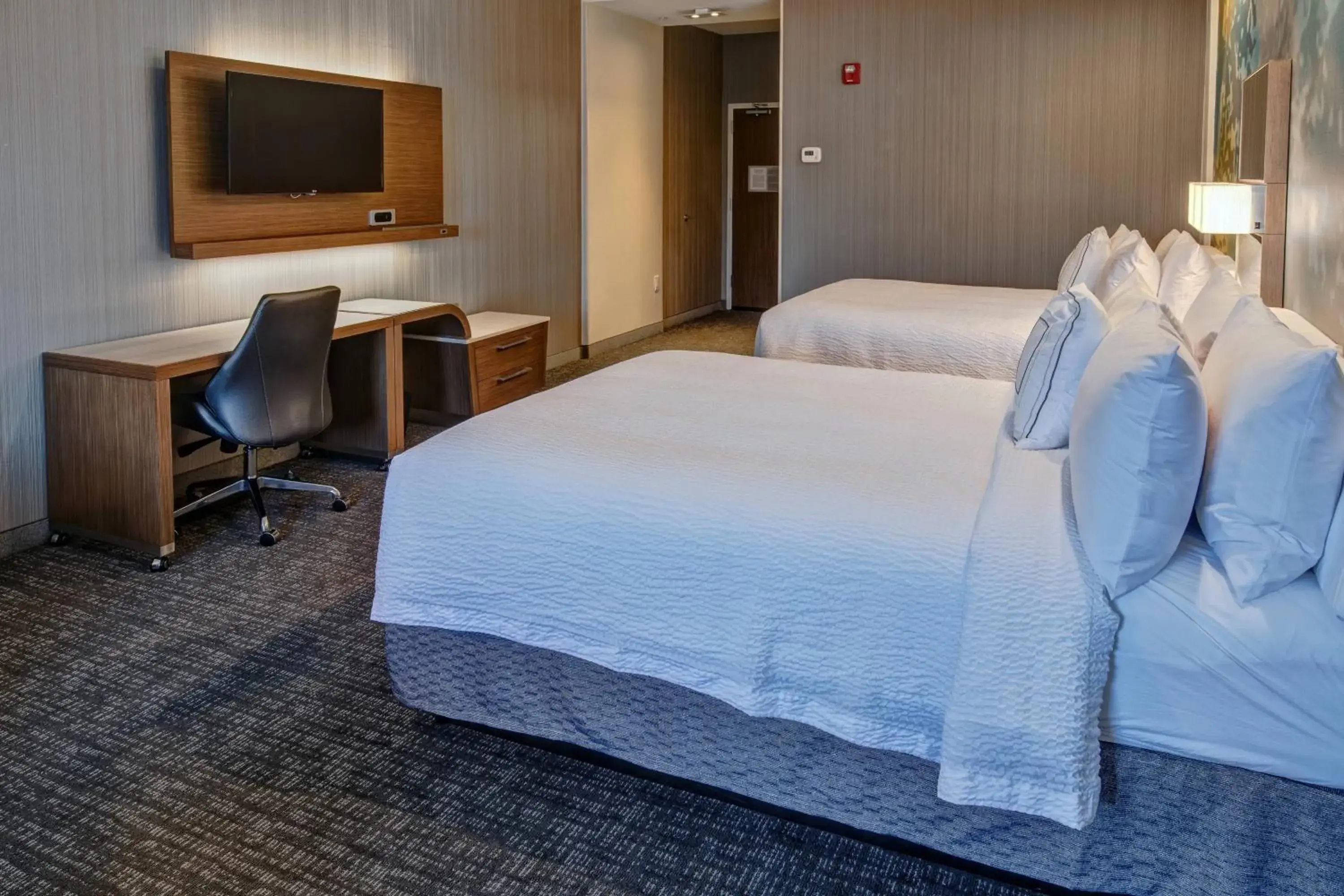Photo of the whole room, Bed in Courtyard Austin by Marriott Northwest/Lakeline