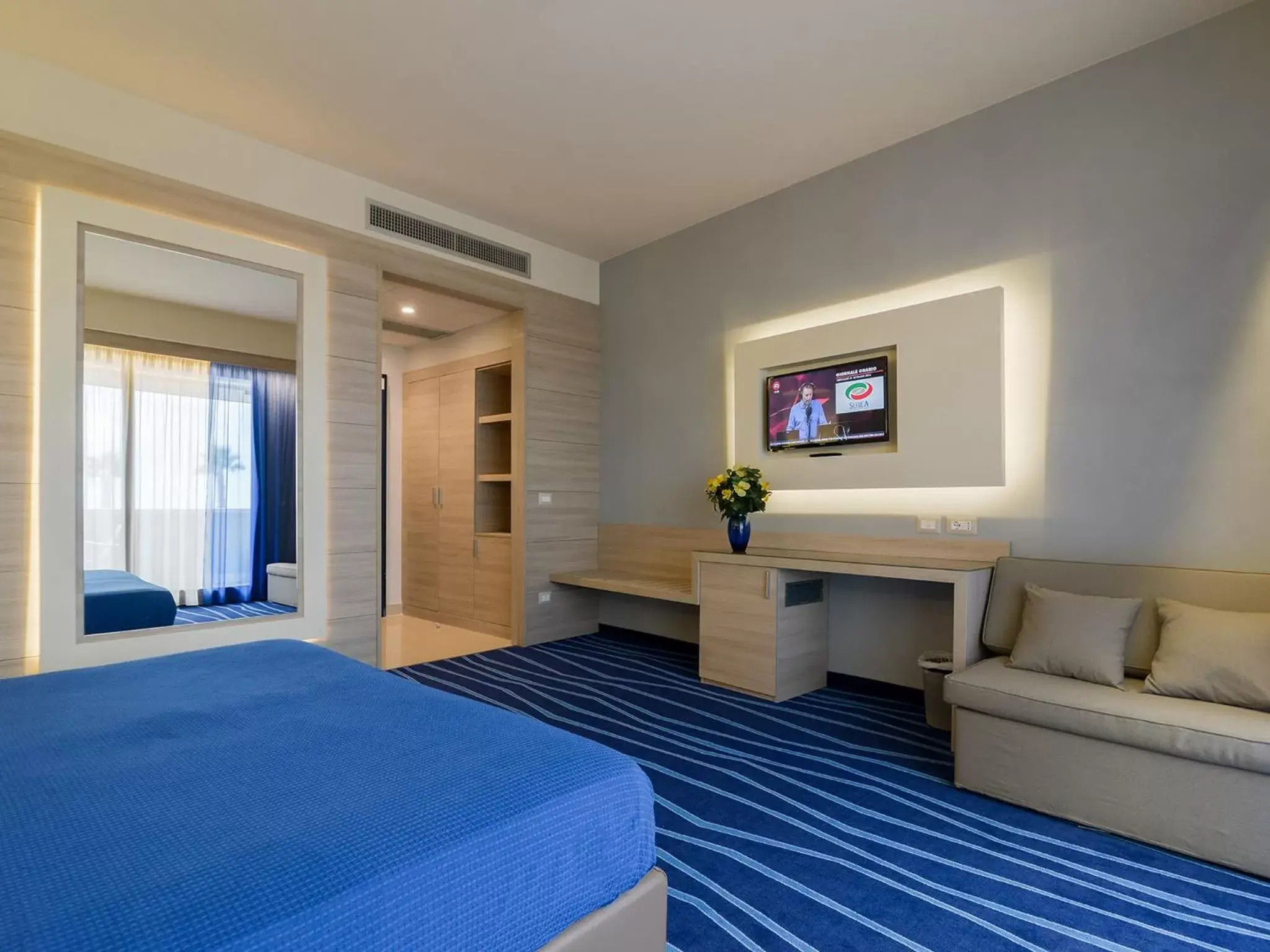 TV and multimedia, Room Photo in President Park Hotel