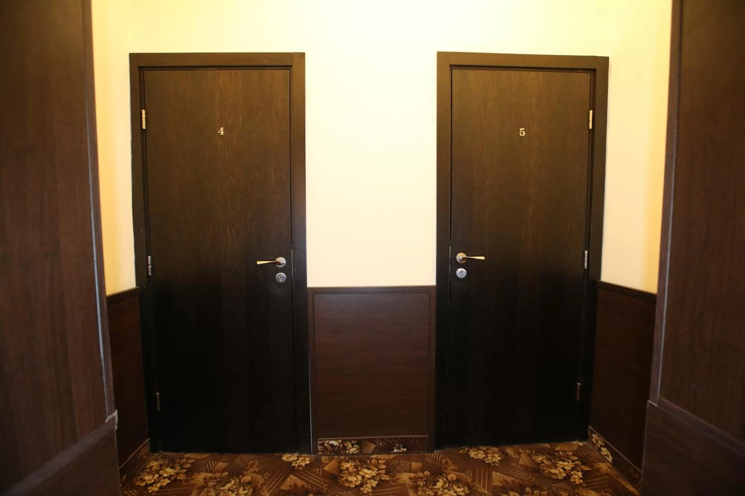 Photo of the whole room in Hotel & Restaurant The House