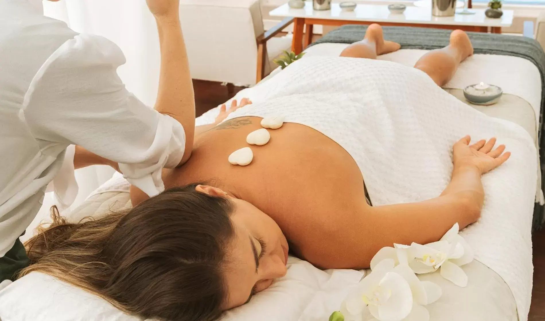 Massage in Pestana Rio Atlantica