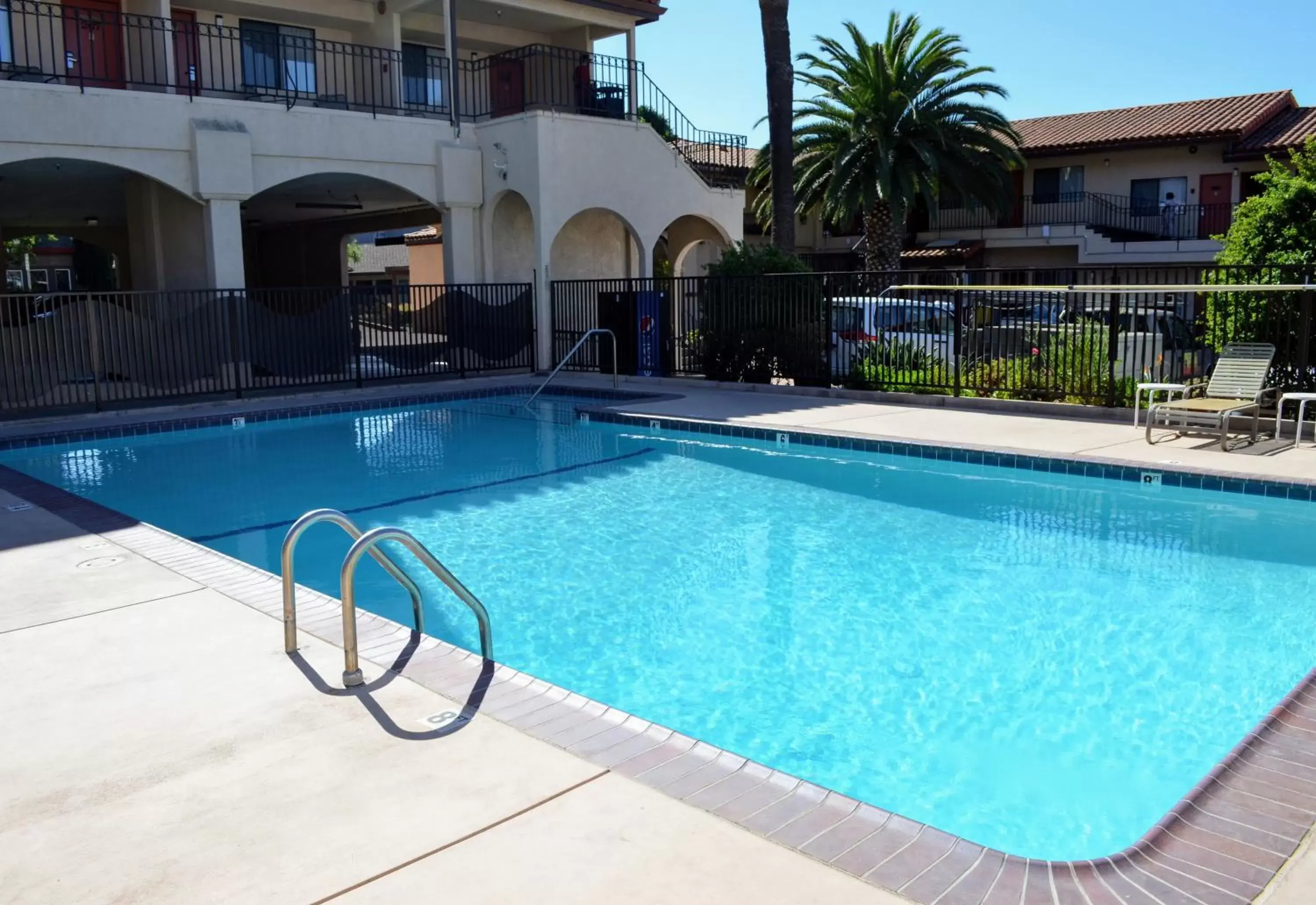 Swimming Pool in Sands Inn & Suites