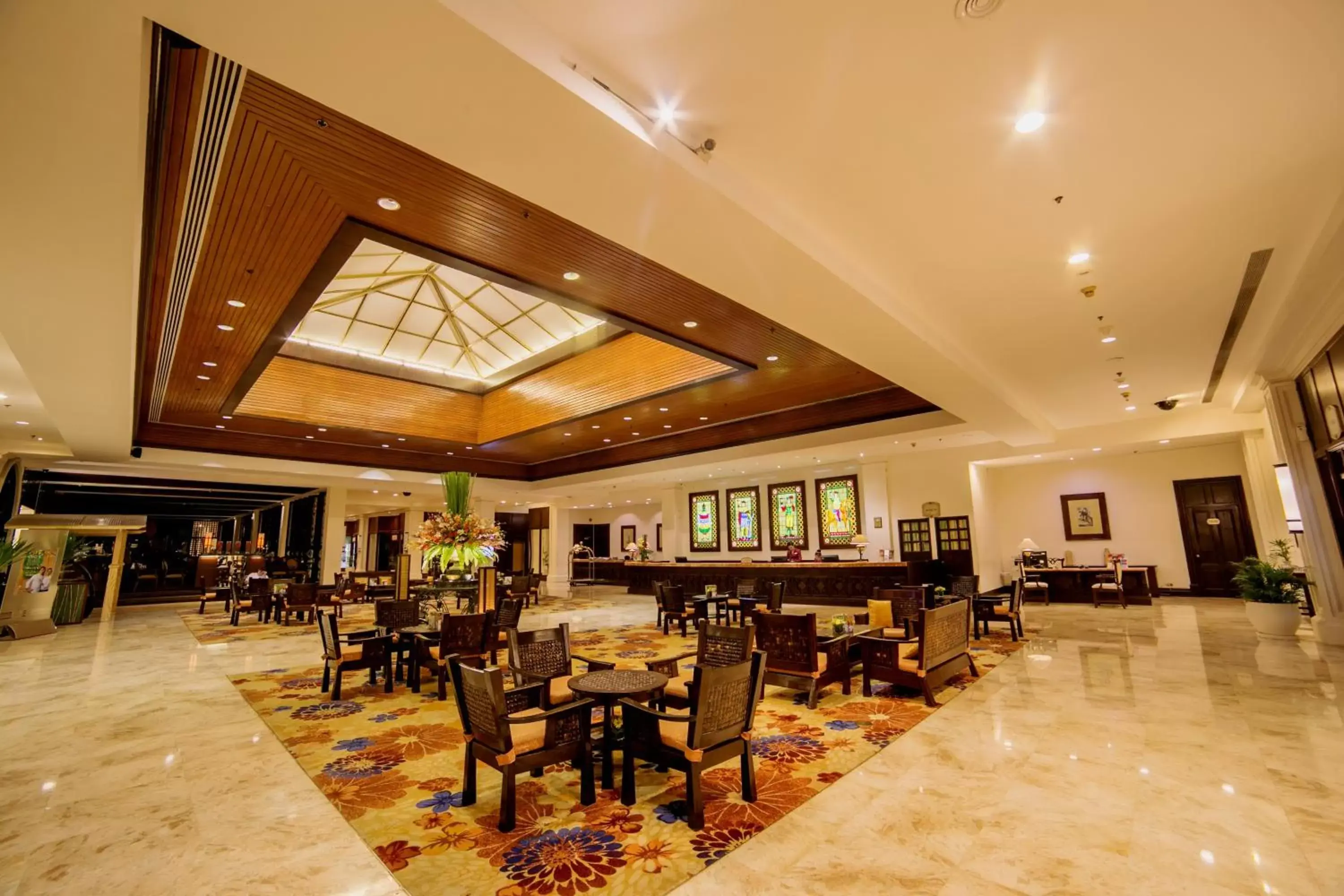 Lobby or reception, Restaurant/Places to Eat in Waterfront Airport Hotel and Casino