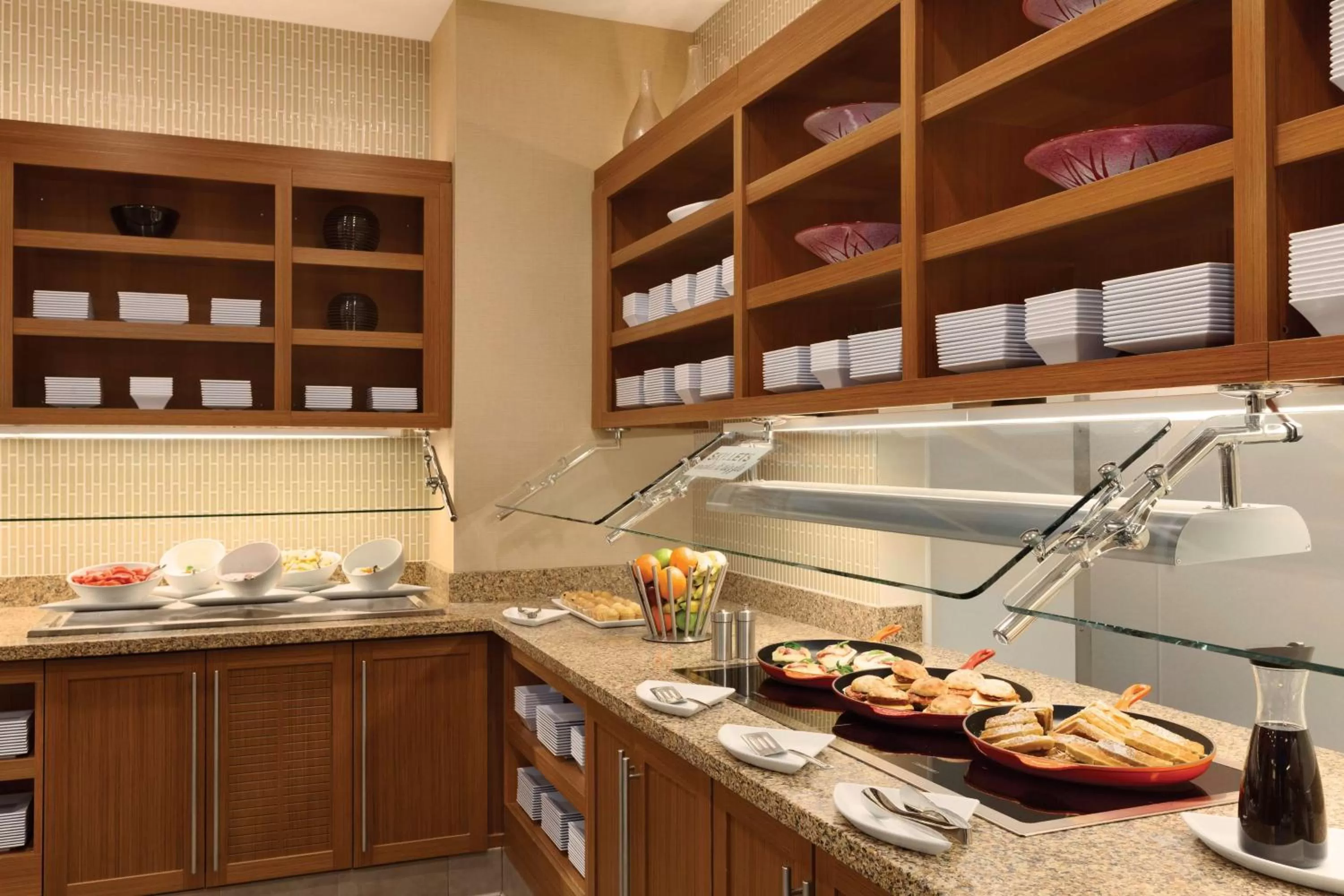 Restaurant/places to eat in Hyatt Place St. Louis/Chesterfield