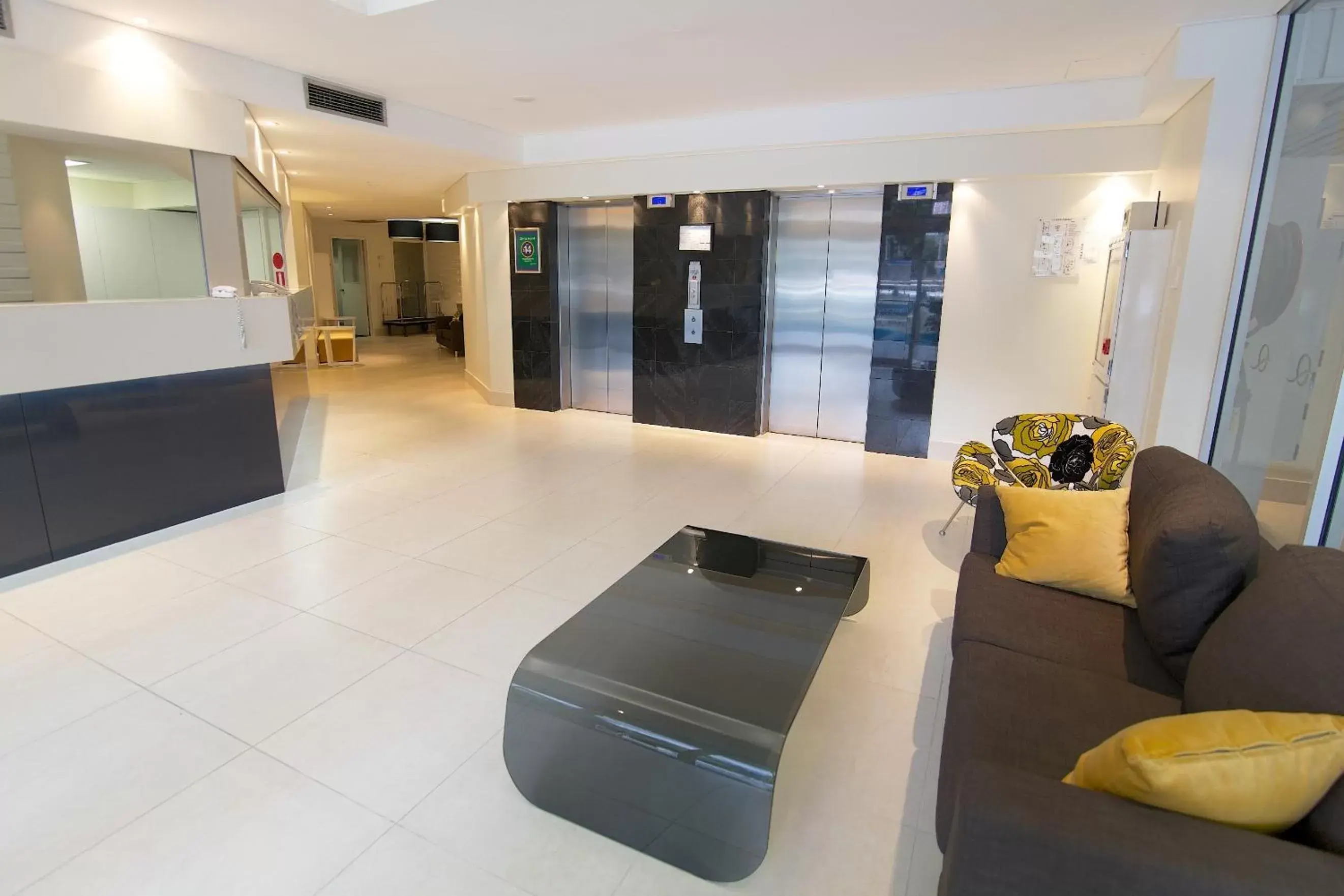 Lobby or reception, Lobby/Reception in Abbey On Roma Hotel & Apartments