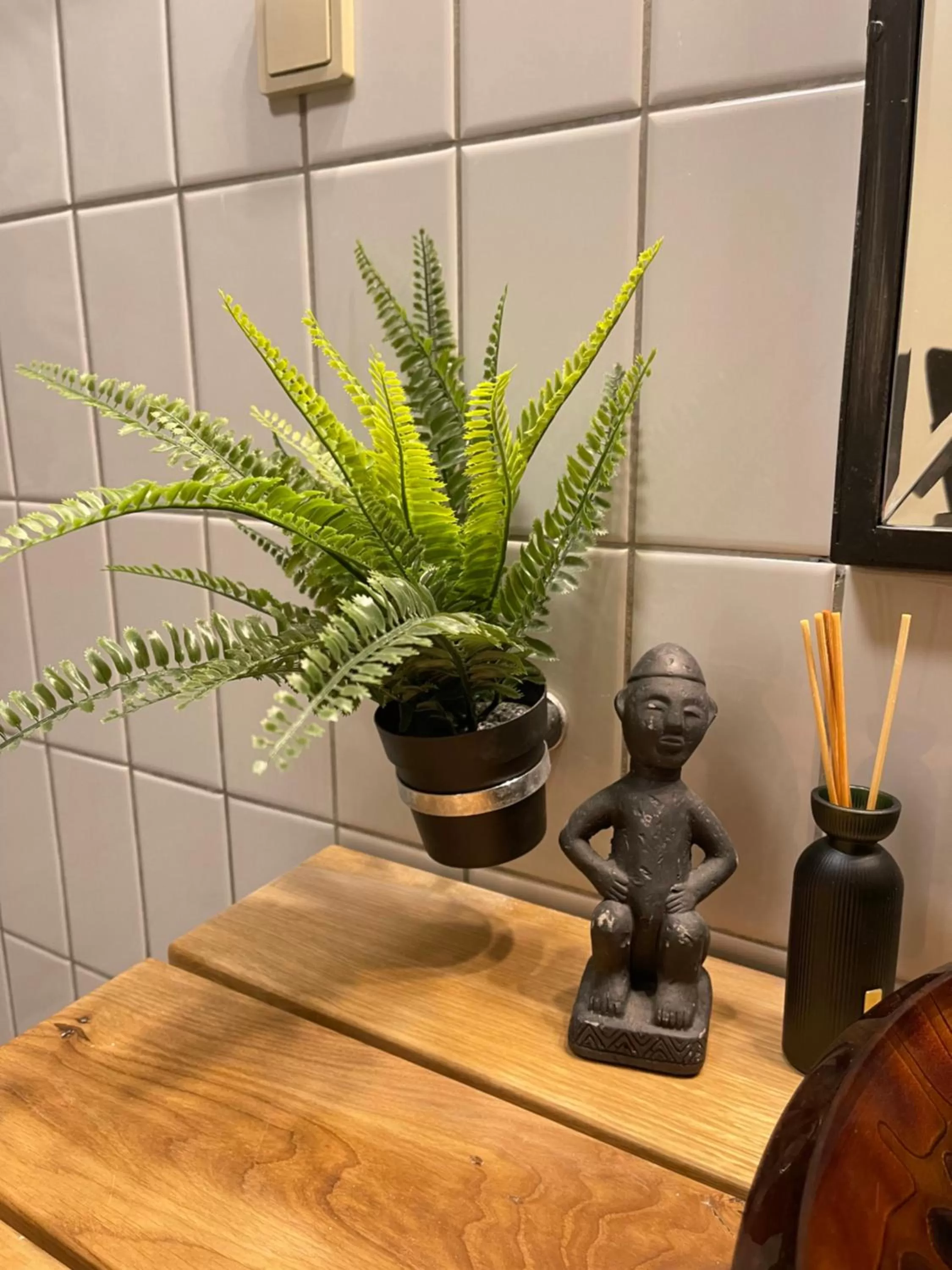 Decorative detail in City Hotel Nattergalen