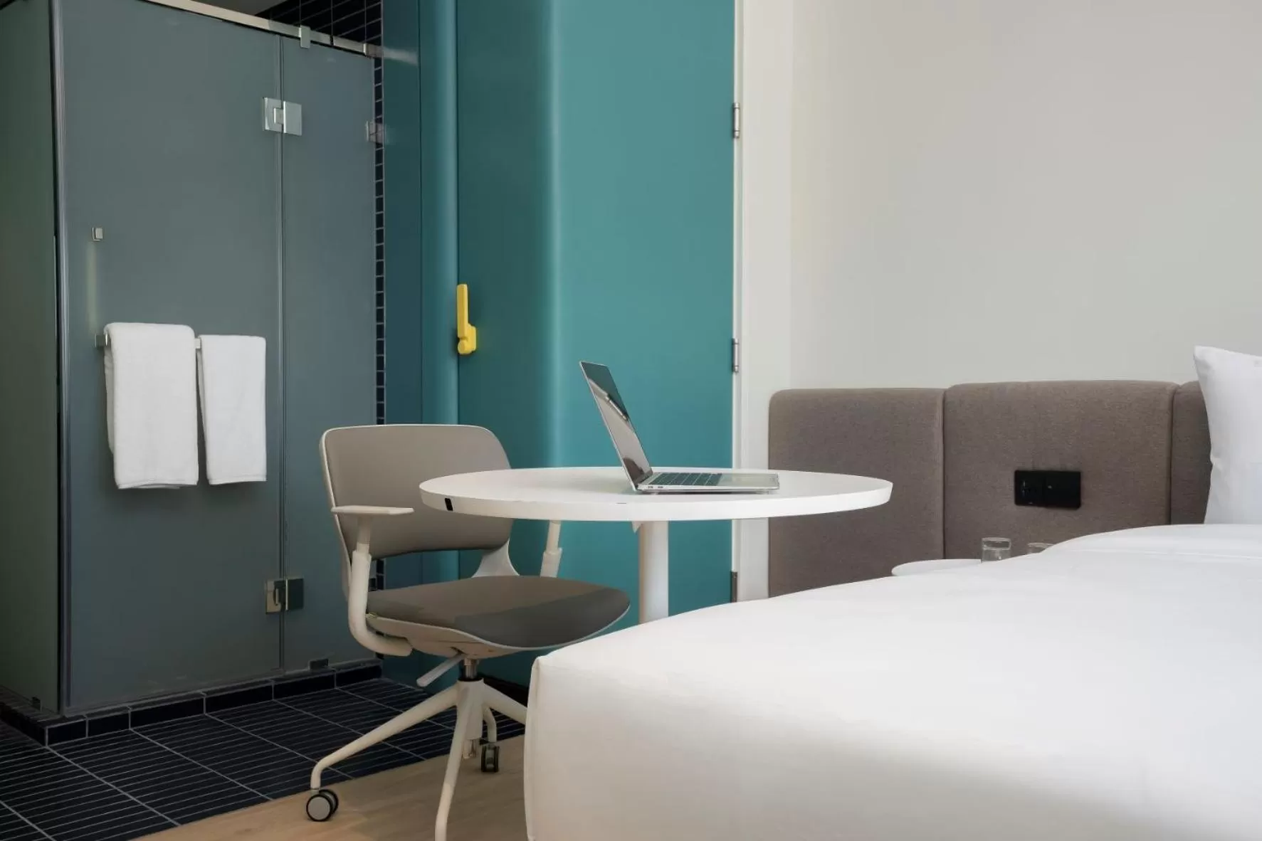 Bathroom, Bed in GO Hotel Bowin at Robinson Lifestyle Bowin