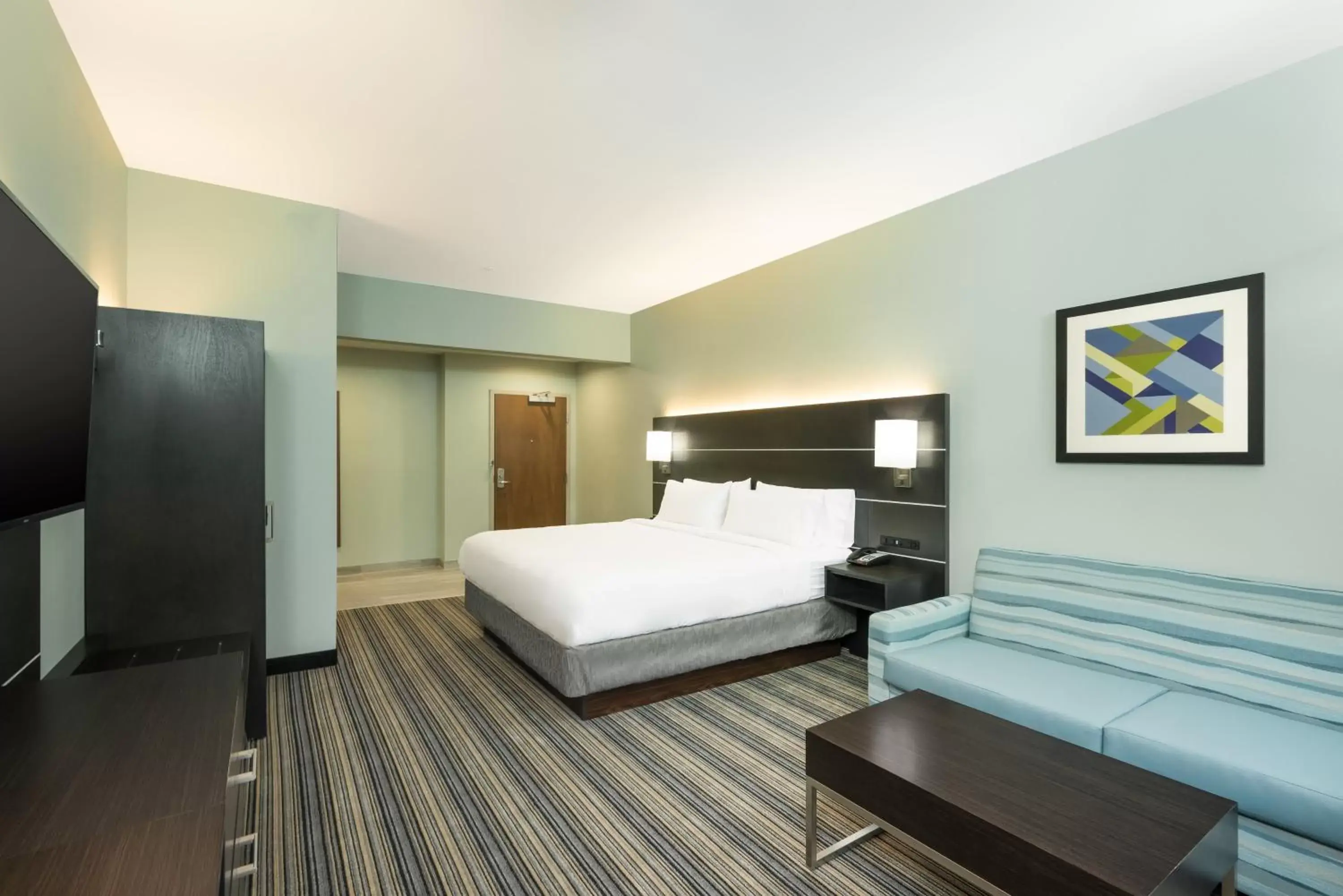 Photo of the whole room, Bed in Holiday Inn Express & Suites Greenville SE - Simpsonville, an IHG Hotel