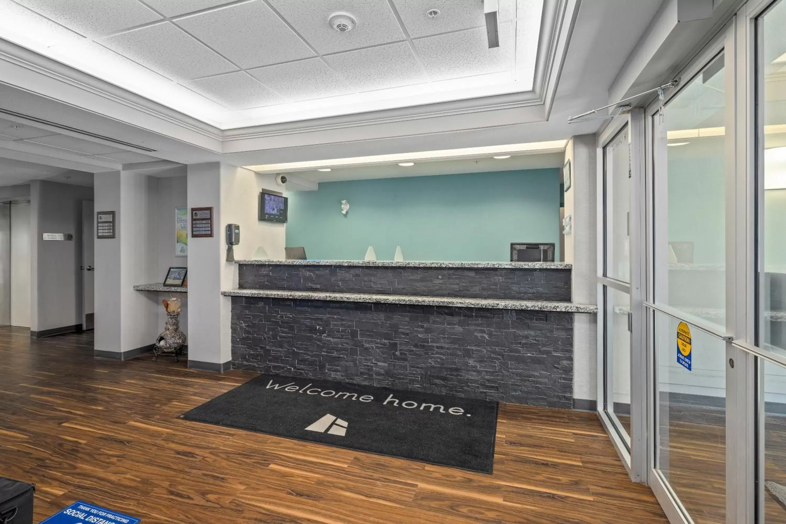 Lobby or reception, Lobby/Reception in Home Inn Medicine Hat