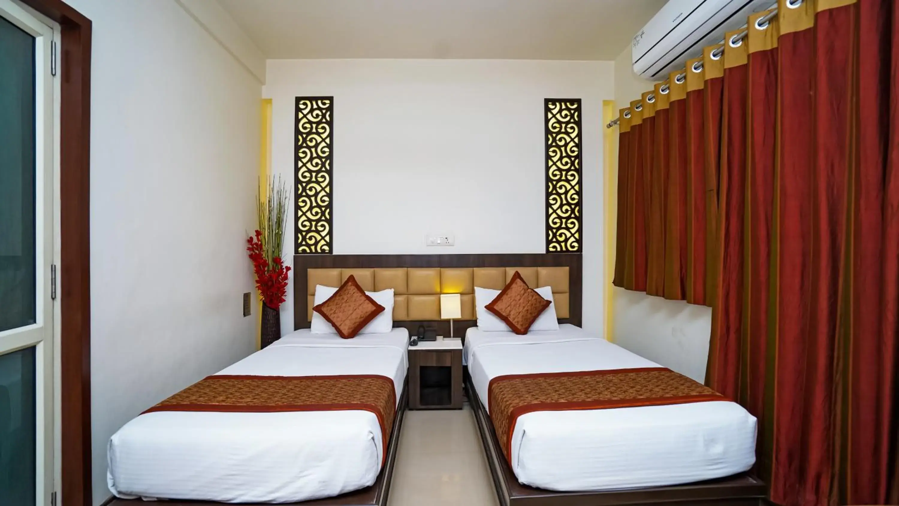 Photo of the whole room, Bed in Hotel Pooja Palace