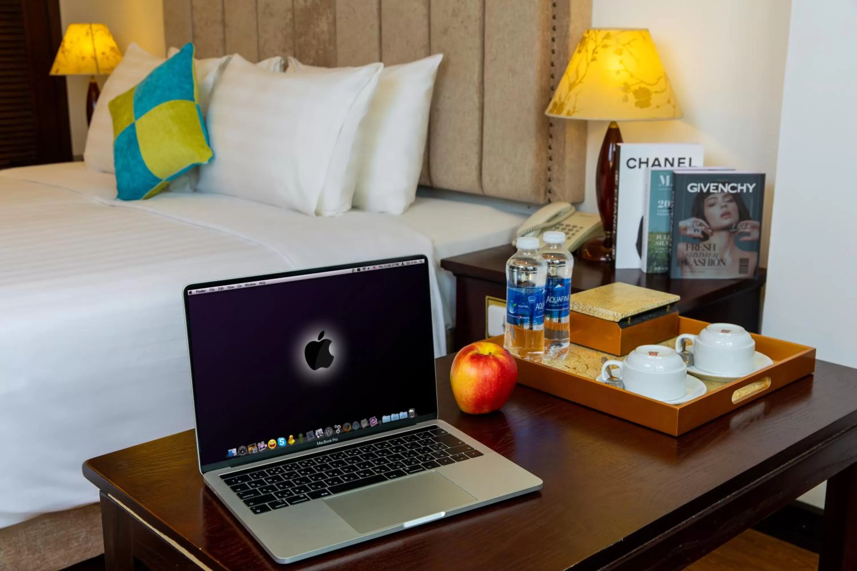 Bed in Babylon Grand Hotel & Spa