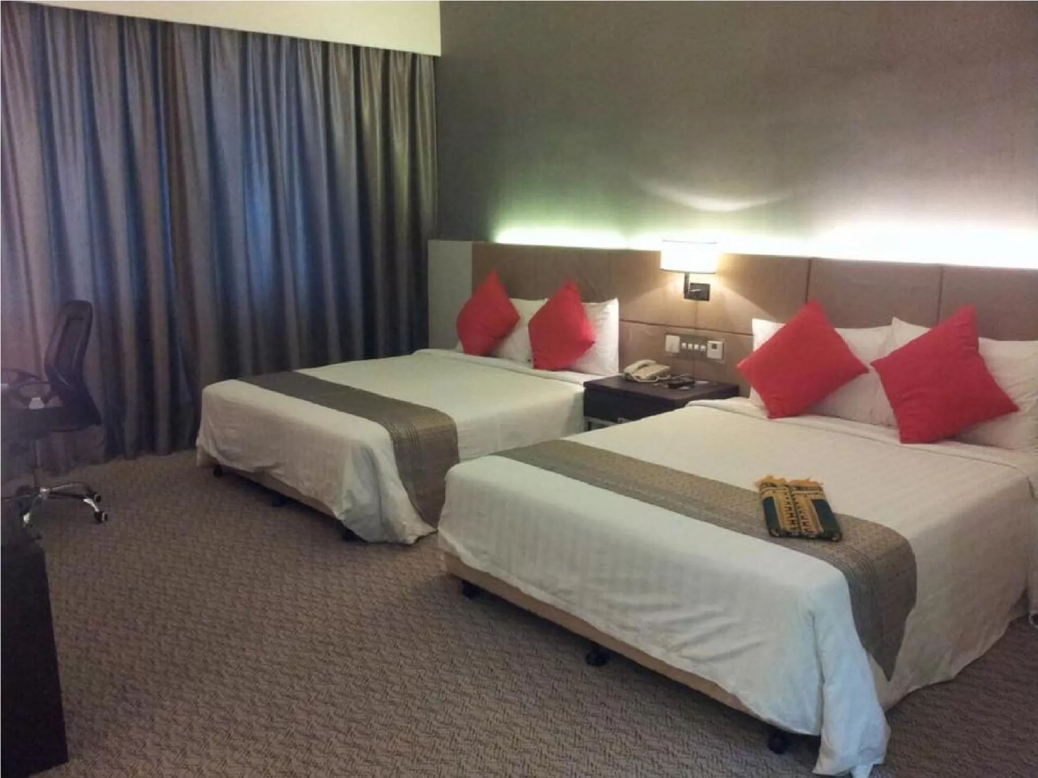 Bed in Raia Hotel & Convention Centre Alor Setar