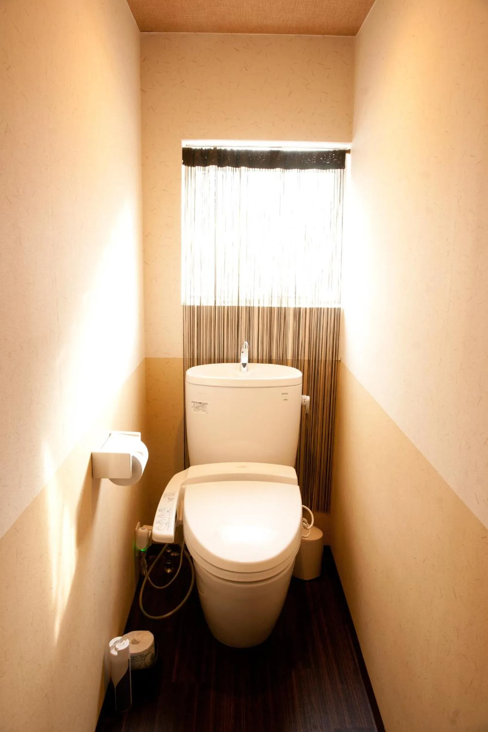 Toilet in K's House Tokyo Oasis - Quality Hostel in Asakusa