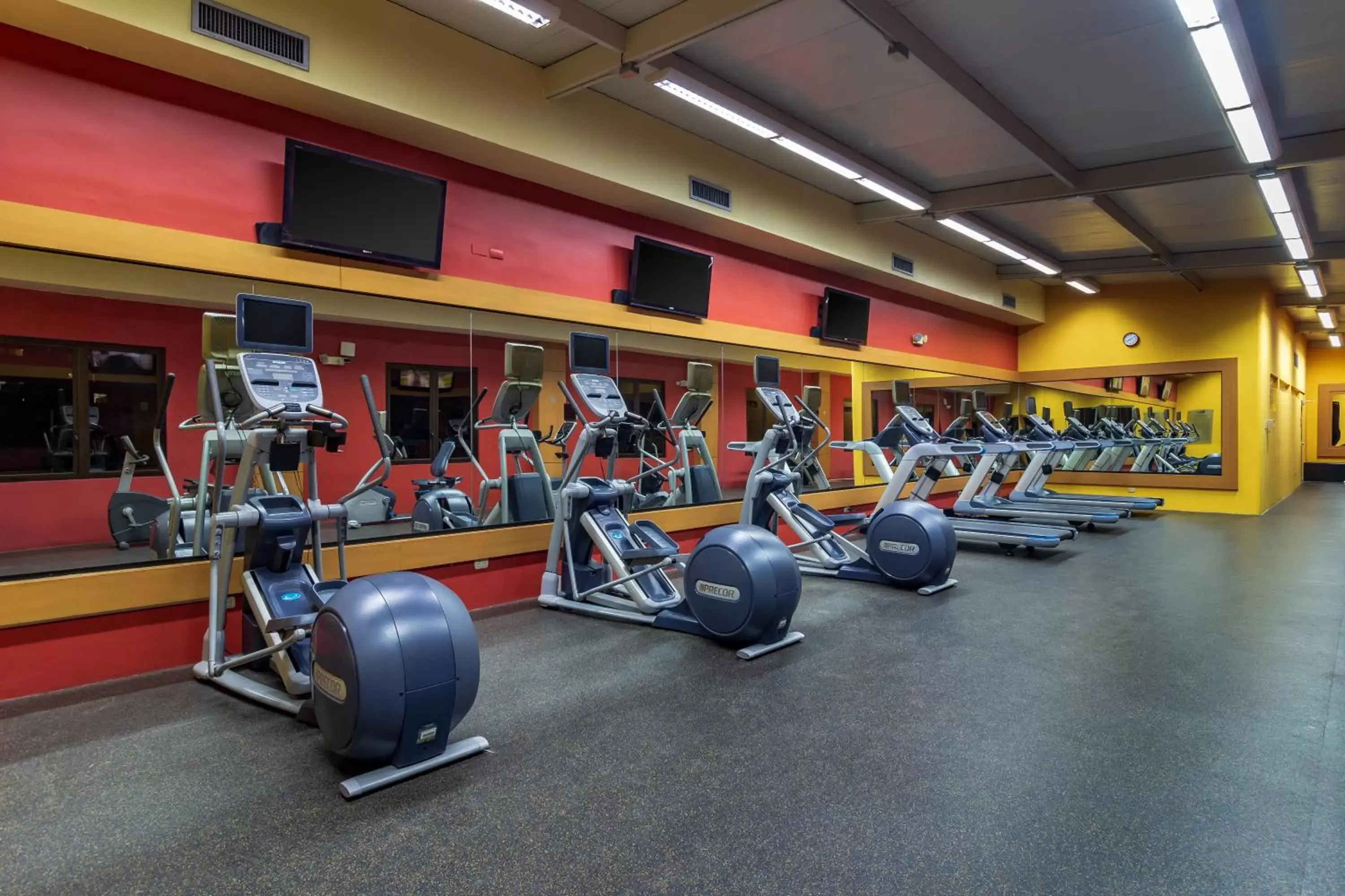 Fitness centre/facilities, Fitness Center/Facilities in Grand Hotel Guayaquil, Ascend Hotel Collection