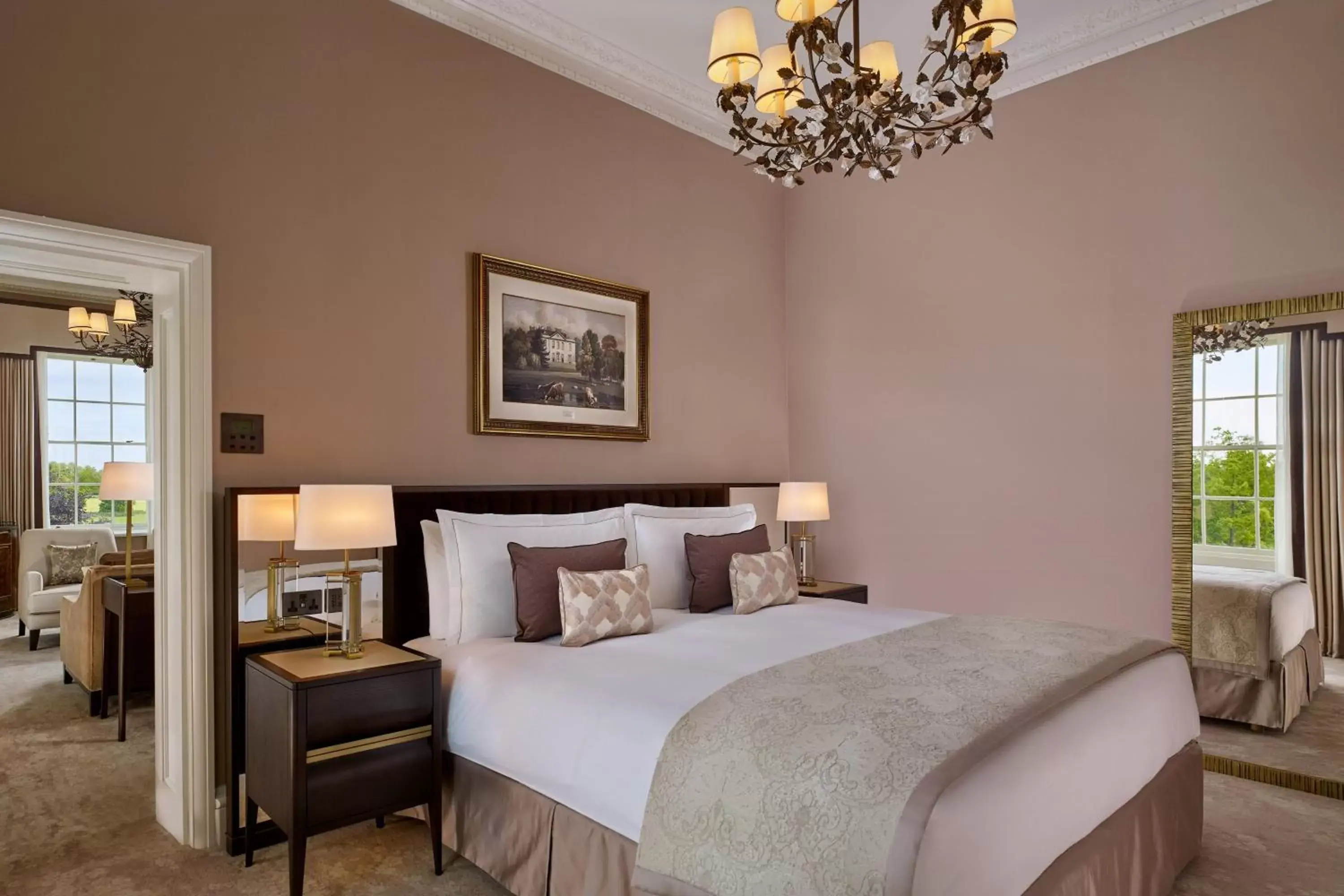 Bedroom, Bed in The Langley, a Luxury Collection Hotel, Buckinghamshire