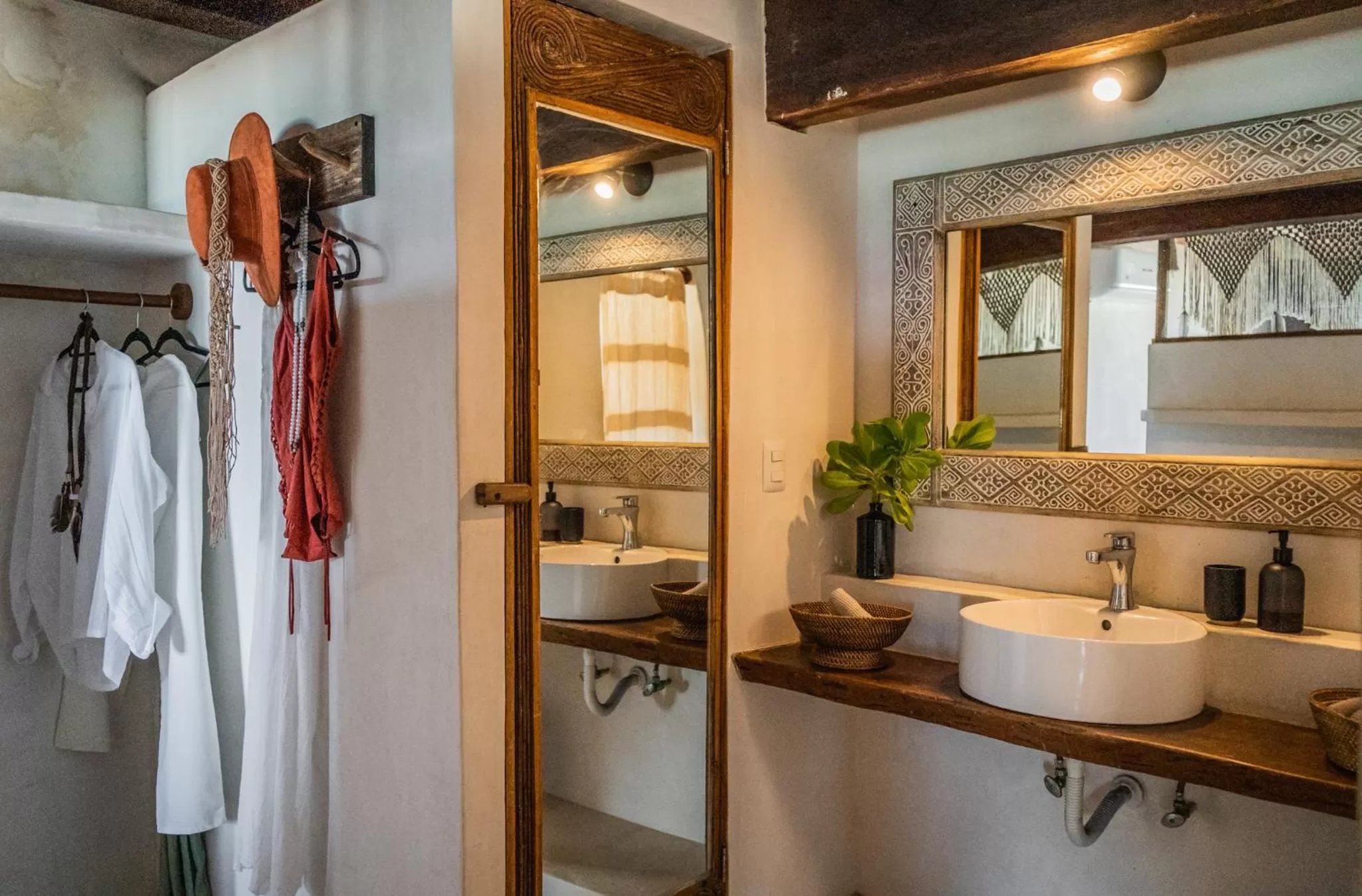 Decorative detail in Amansala Resort