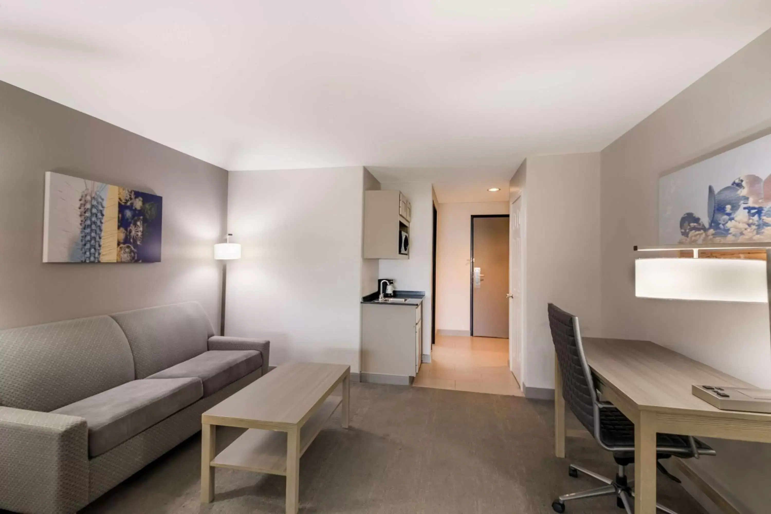 Bedroom, Seating Area in Best Western Plus Killeen/Fort Hood Hotel & Suites