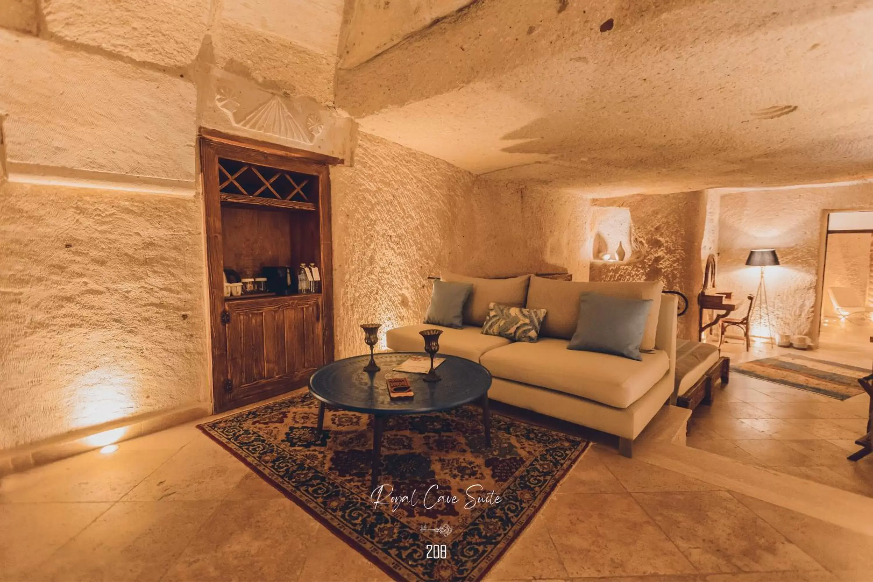 Living room, Seating Area in Nino Cave Suites