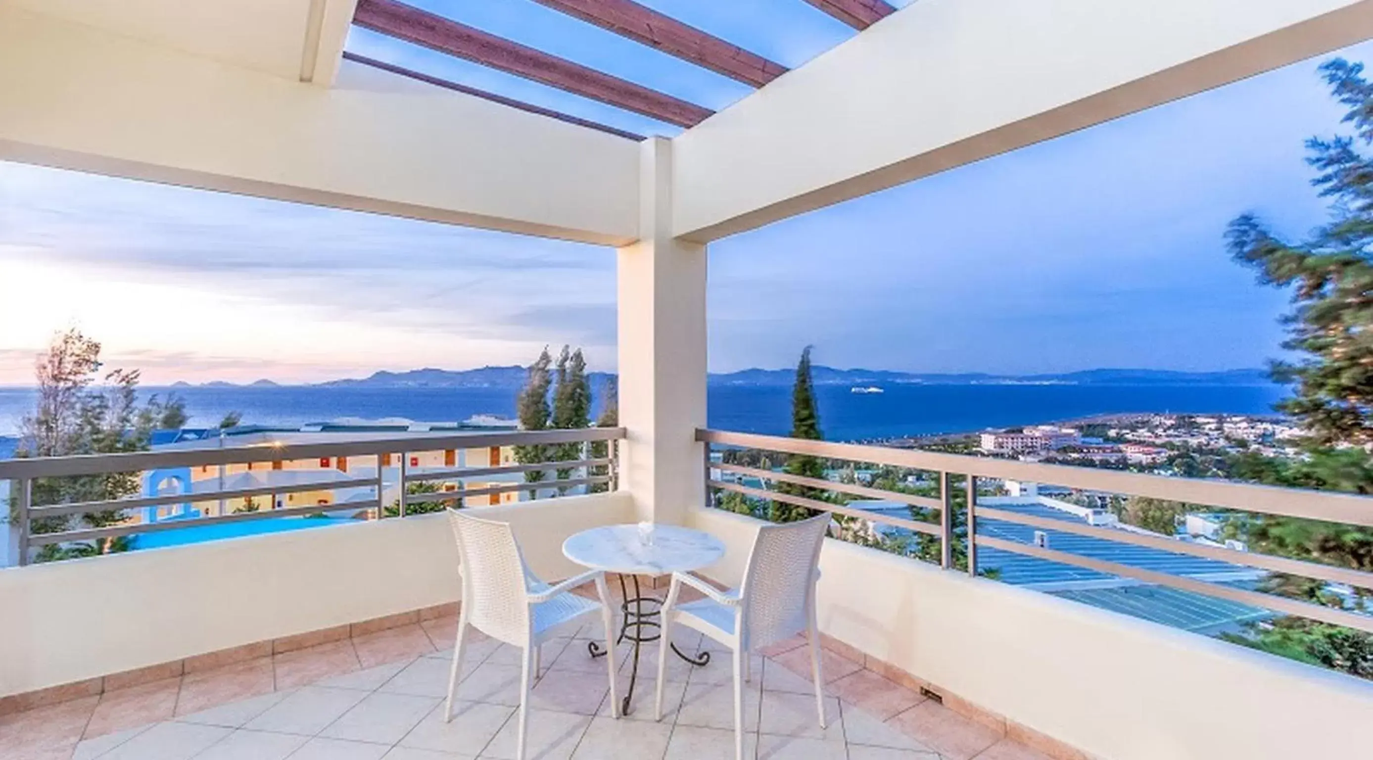 Balcony/Terrace in Kipriotis Aqualand Hotel