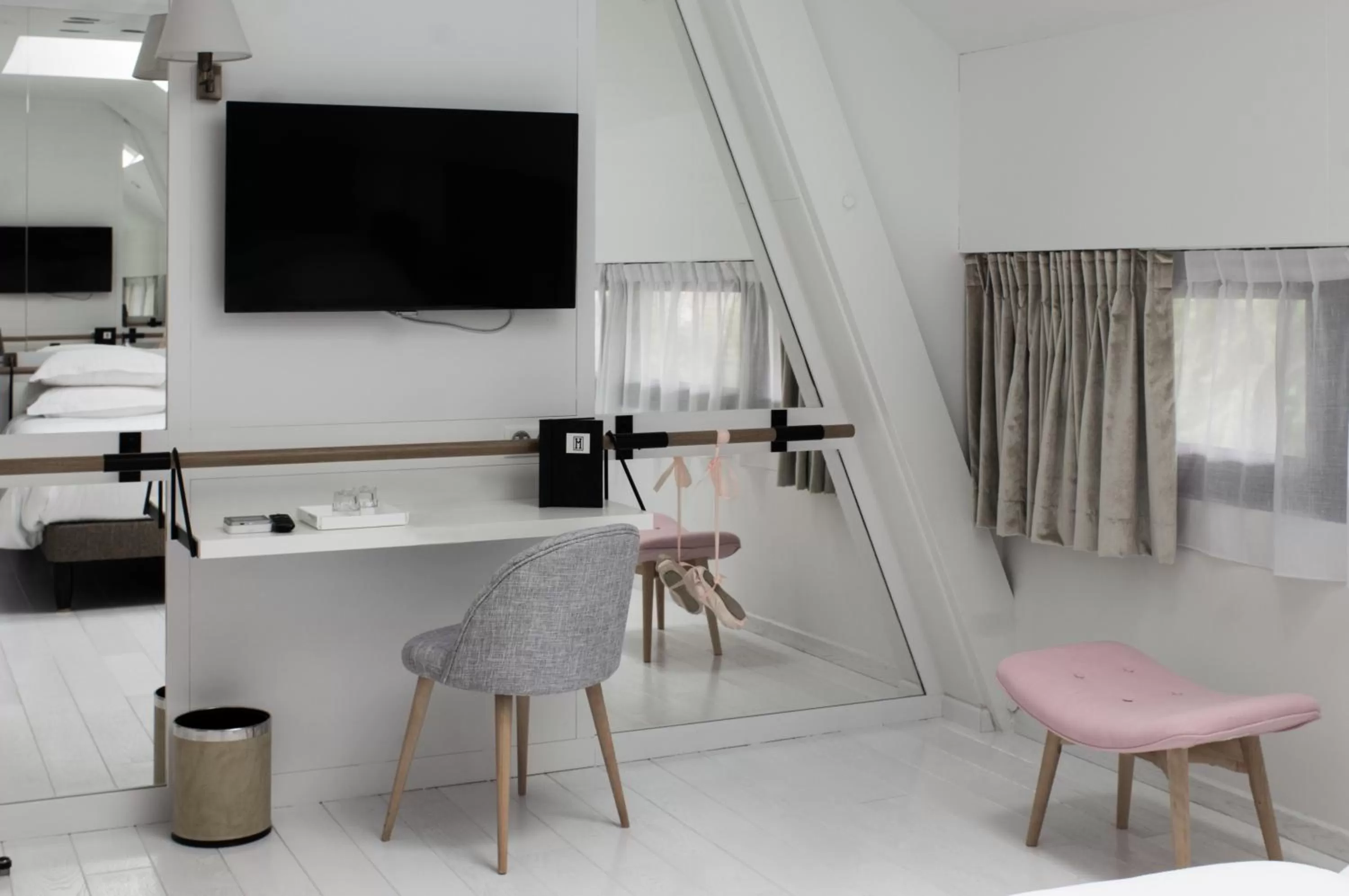 Photo of the whole room in Le Magic Hall