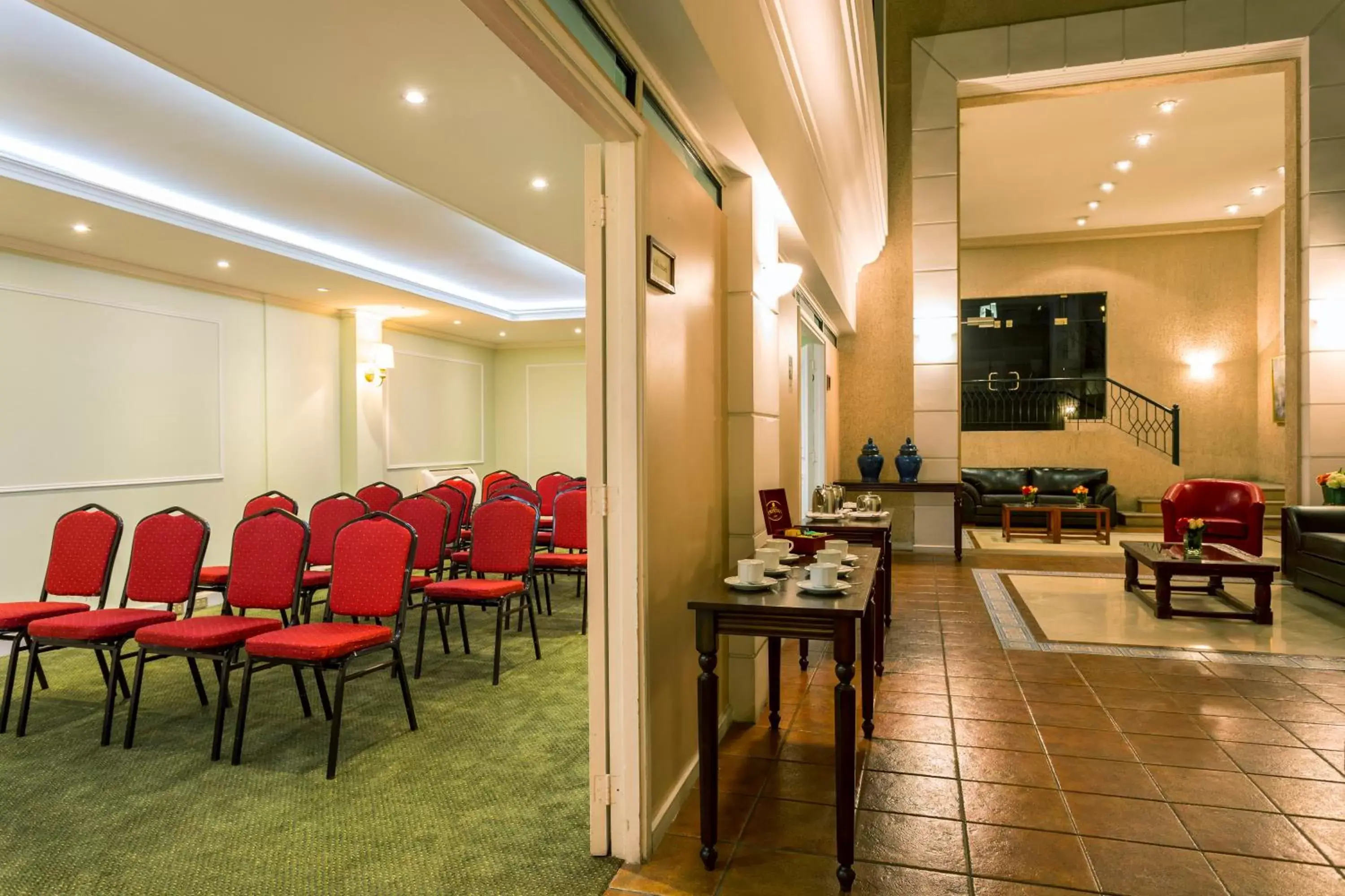 Business facilities in Park Plaza Apartments