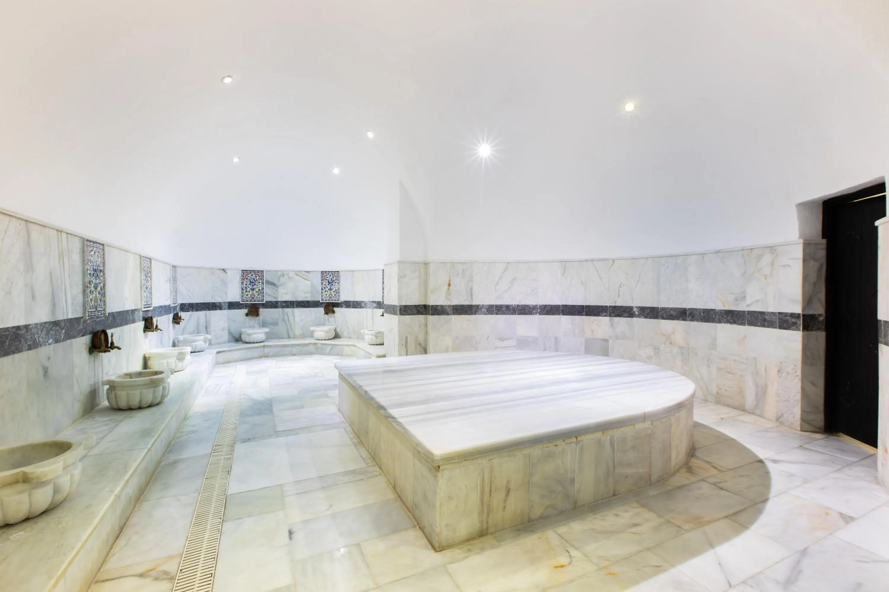 Massage in Mercure Istanbul Bakirkoy