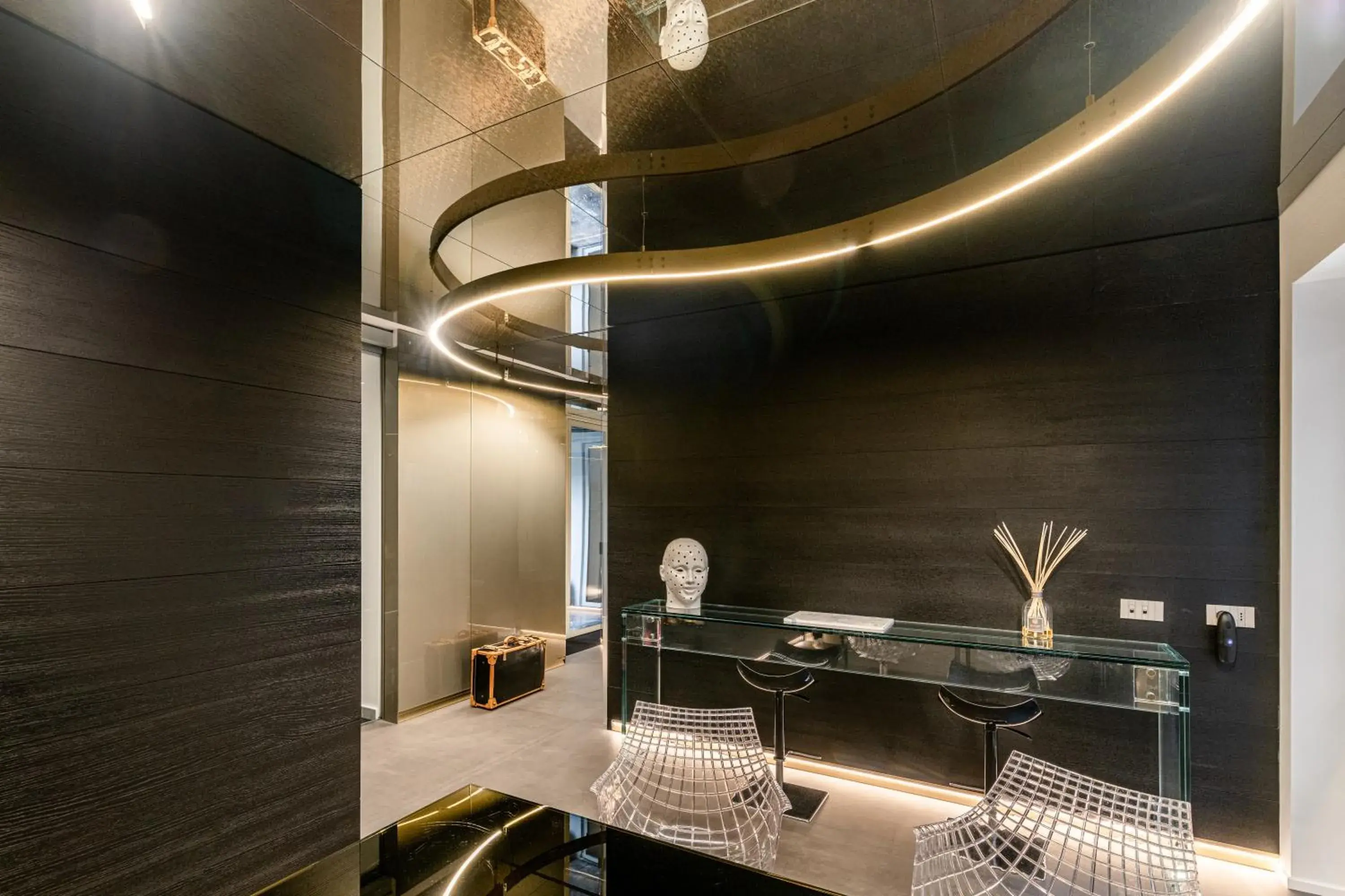 Lobby or reception, Bathroom in The Street Milano Duomo | a Design Boutique Hotel