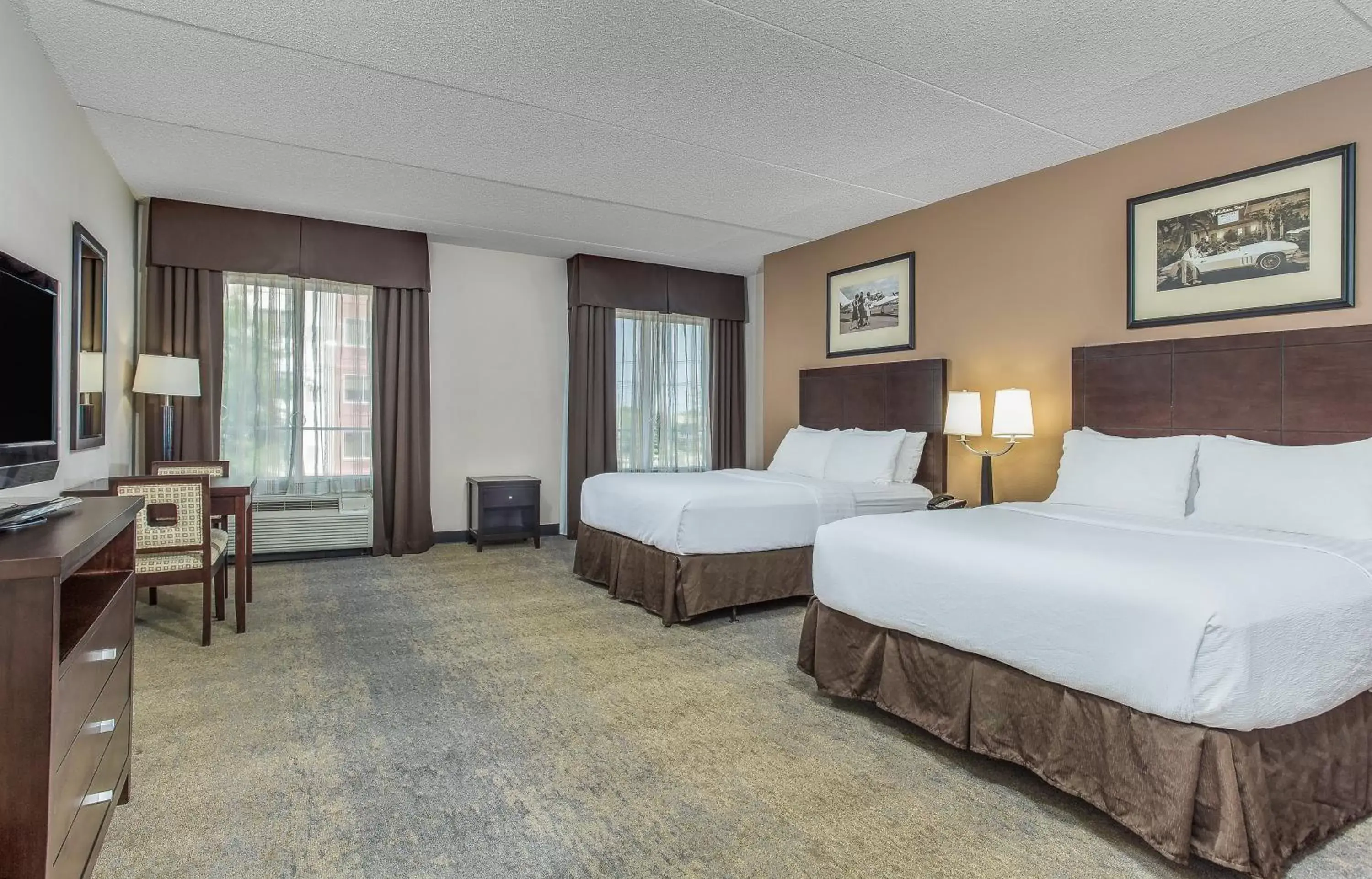 Photo of the whole room in Holiday Inn Louisville Airport - Fair/Expo, an IHG Hotel