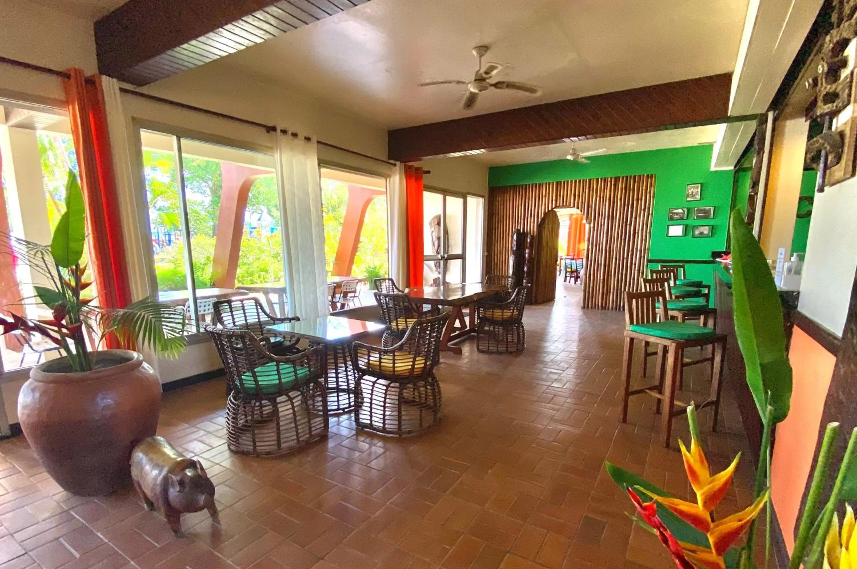 Restaurant/places to eat in Hotel Santo Vanuatu