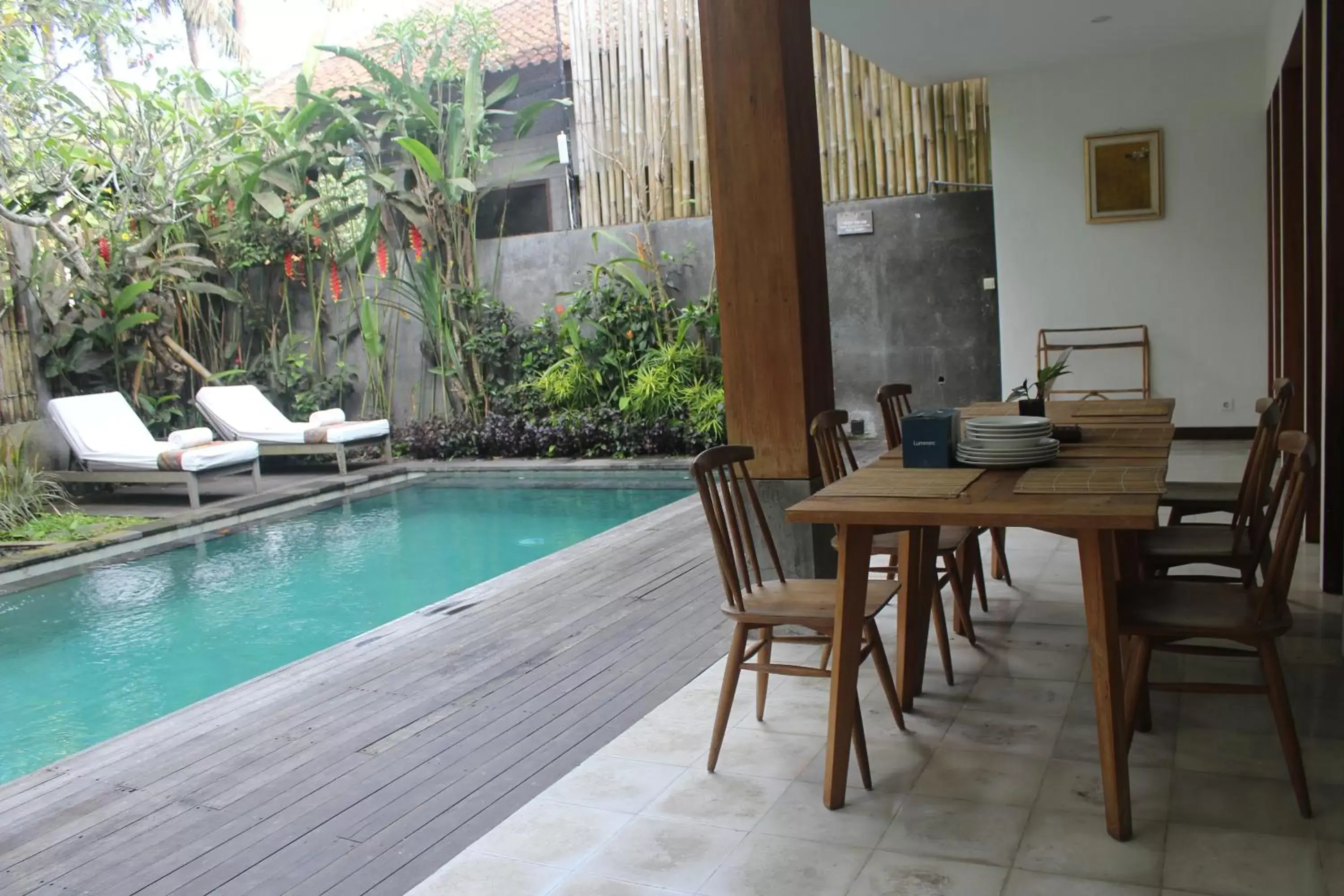 Dining area, Swimming Pool in Purana Boutique Resort