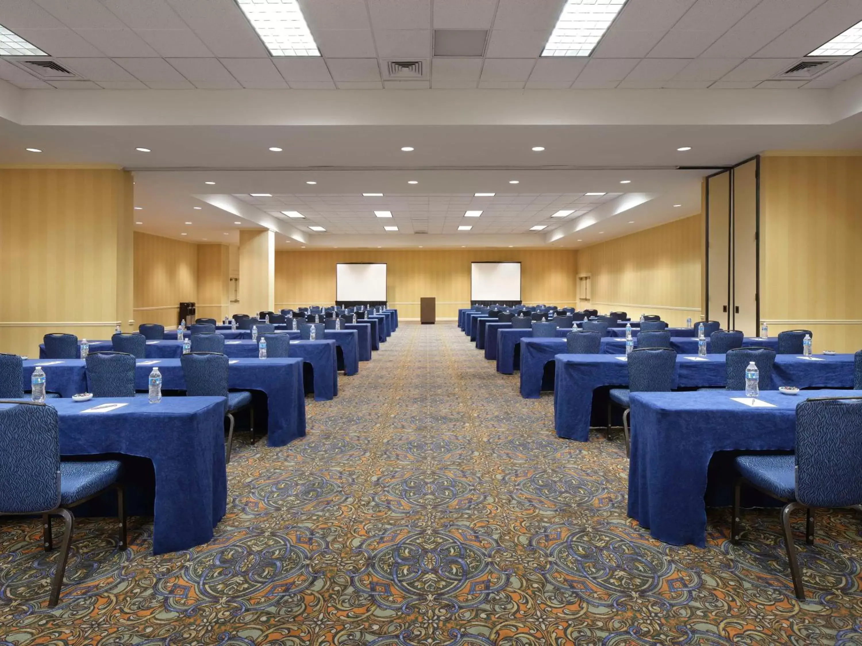 Meeting/conference room in Kingston Plantation Condos