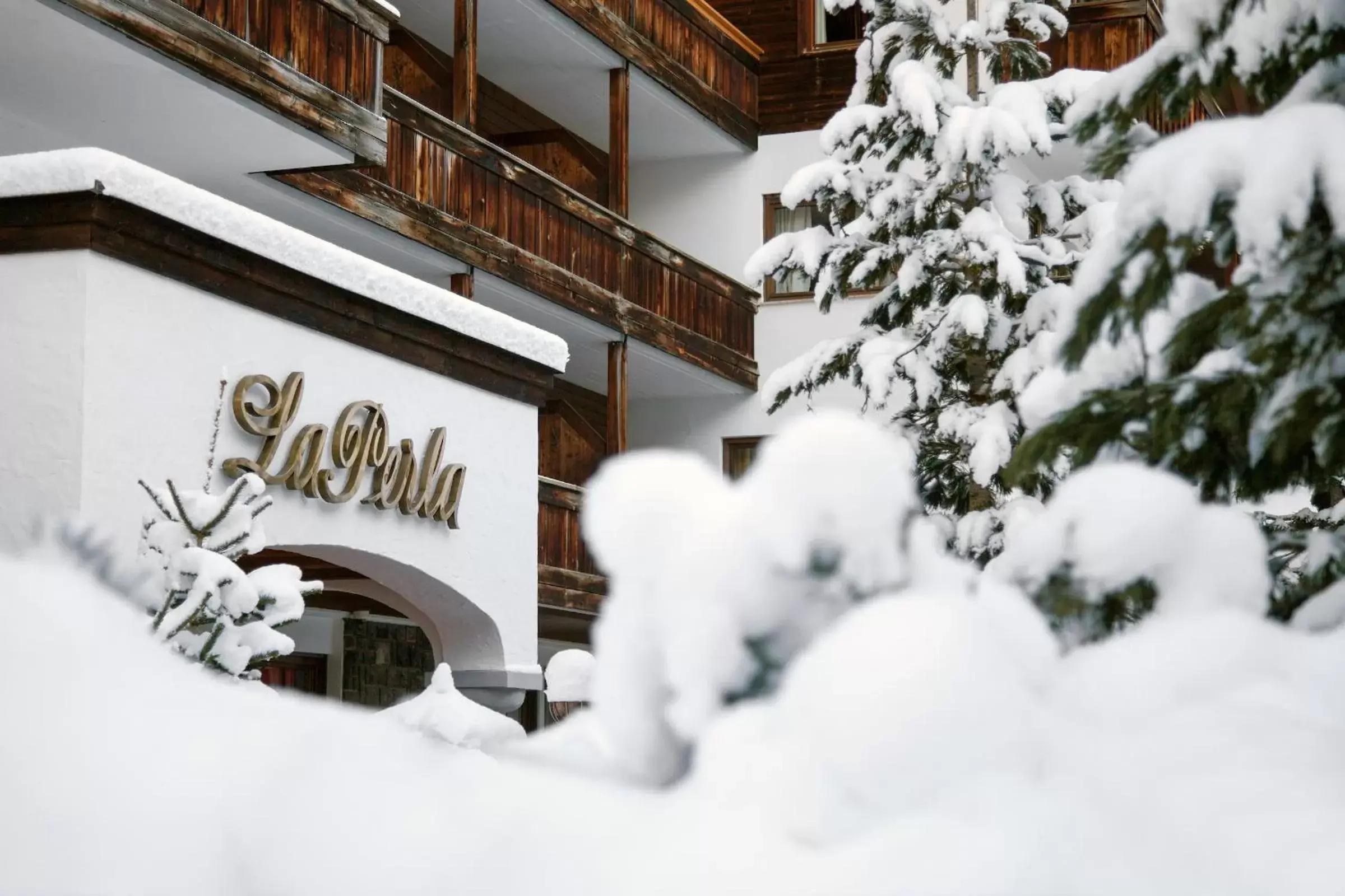Winter in Hotel La Perla: The Leading Hotels of the World