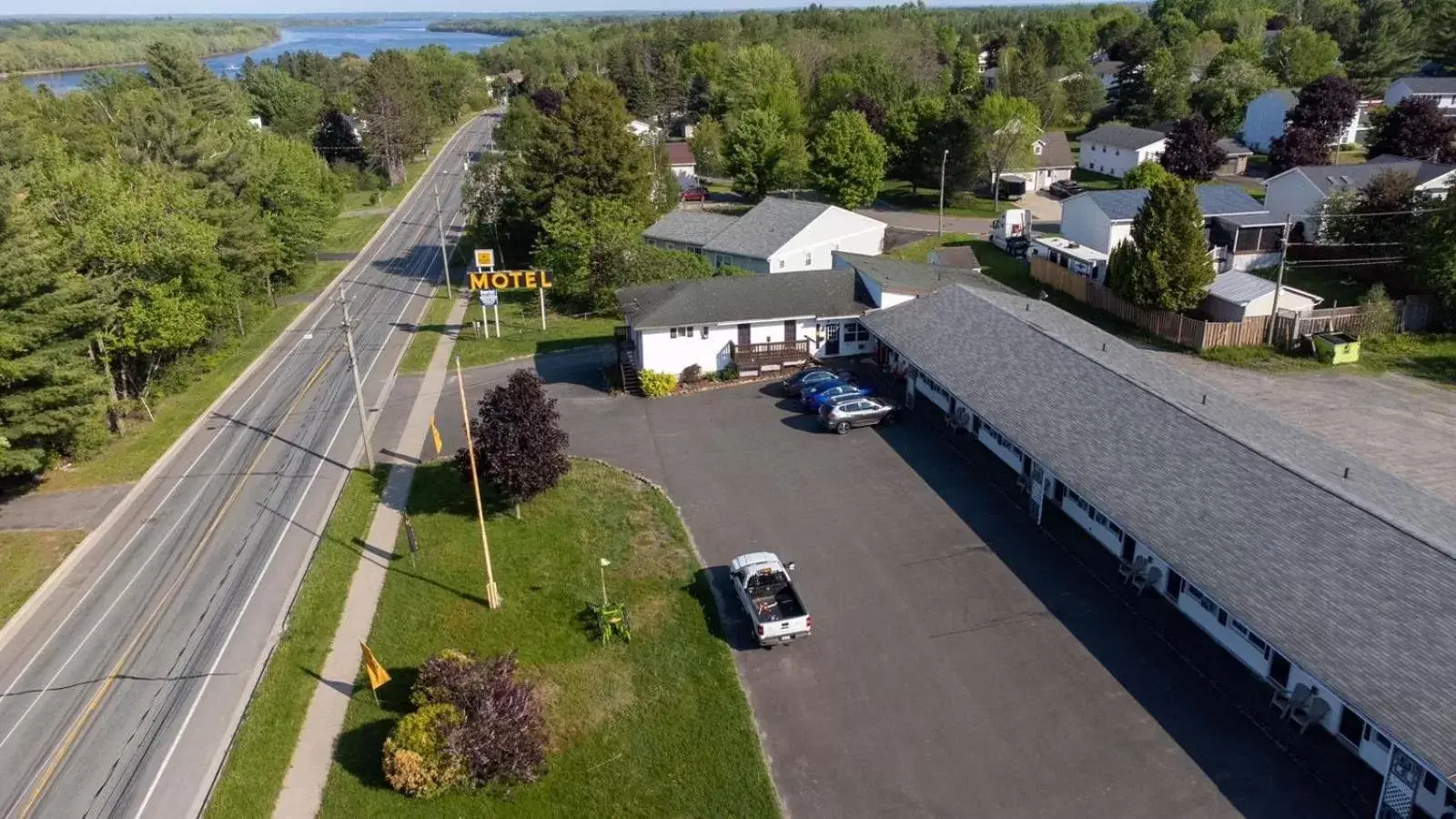 Property building, Bird's-eye View in Lincoln Inn Fredericton