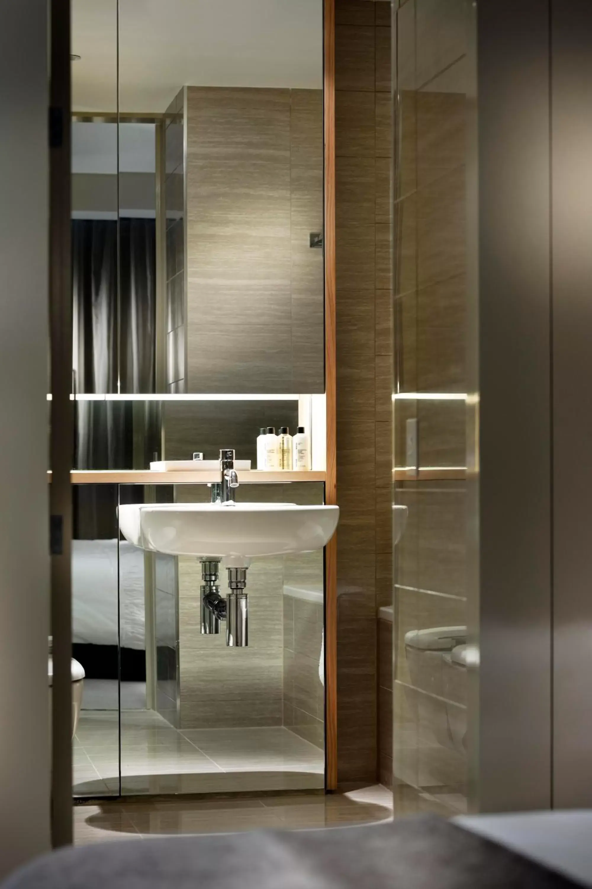 Toilet, Bathroom in Fraser Suites Perth