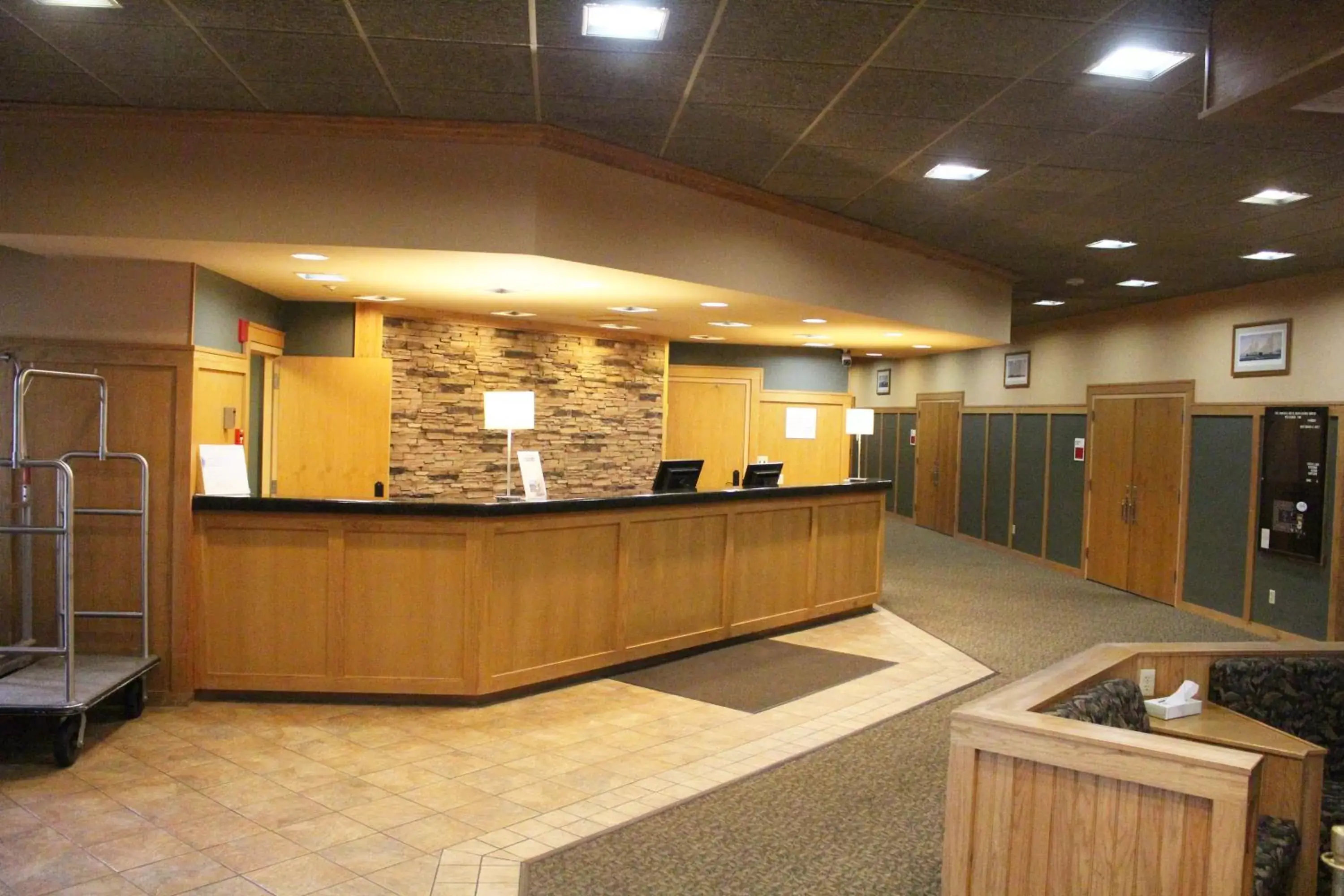 Lobby or reception, Lobby/Reception in Ramada by Wyndham Alpena