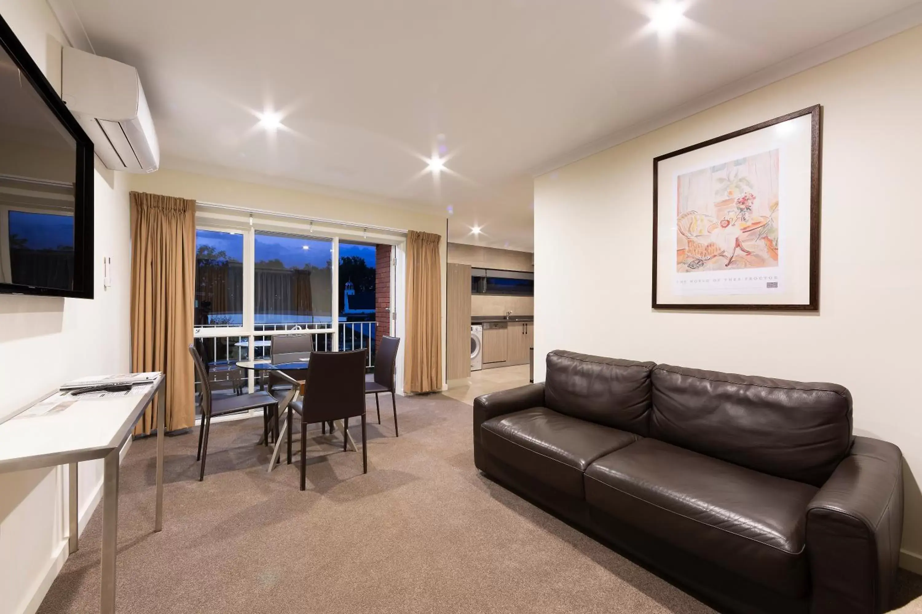 Living room, Seating Area in Forrest Hotel & Apartments