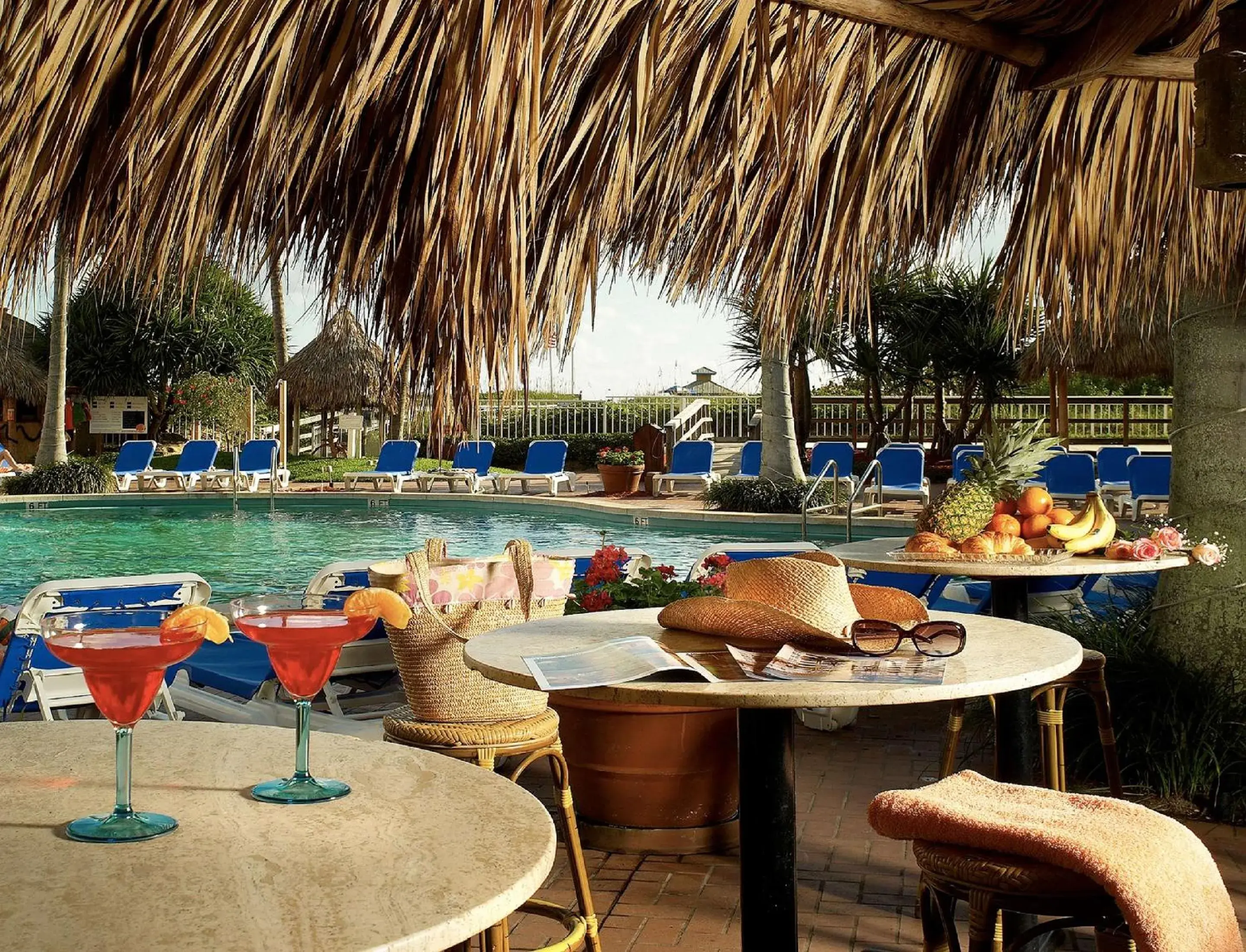 Lounge or bar in Palm Beach Shores Resort and Vacation Villas