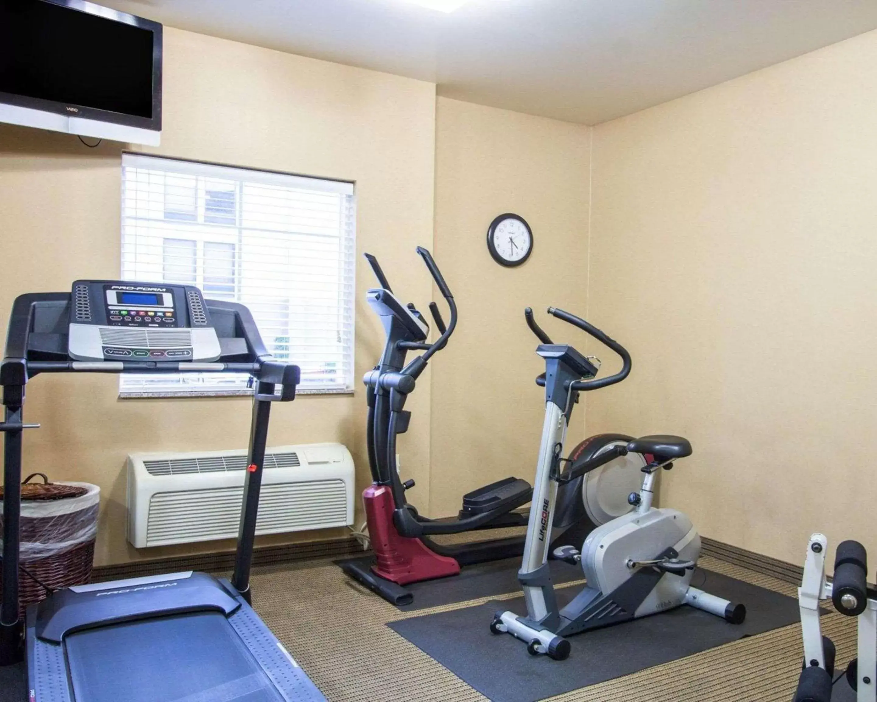 Fitness centre/facilities, Fitness Center/Facilities in Comfort Inn & Suites Airport Convention Center