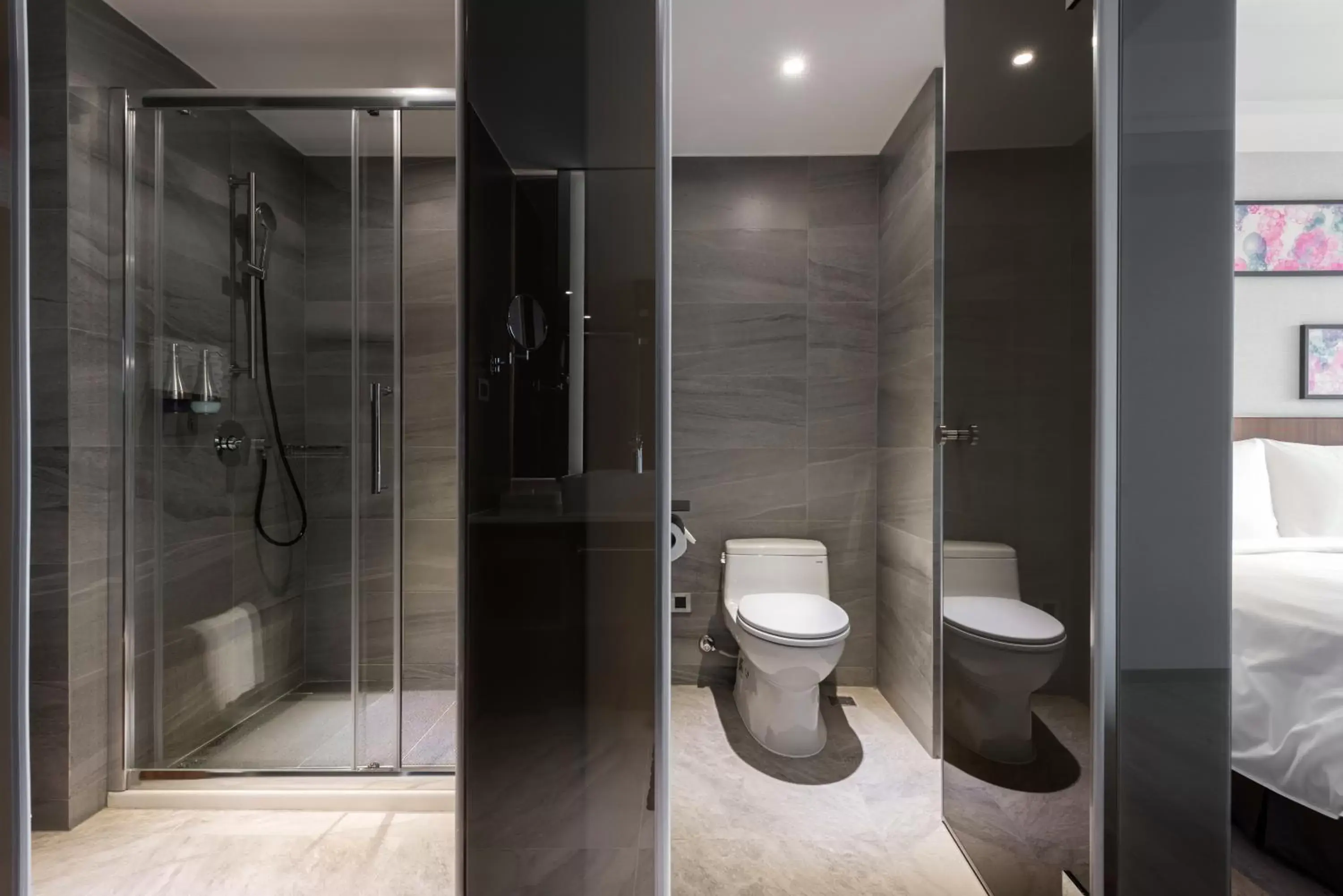 Shower, Bathroom in Lakeshore Hotel Yilan