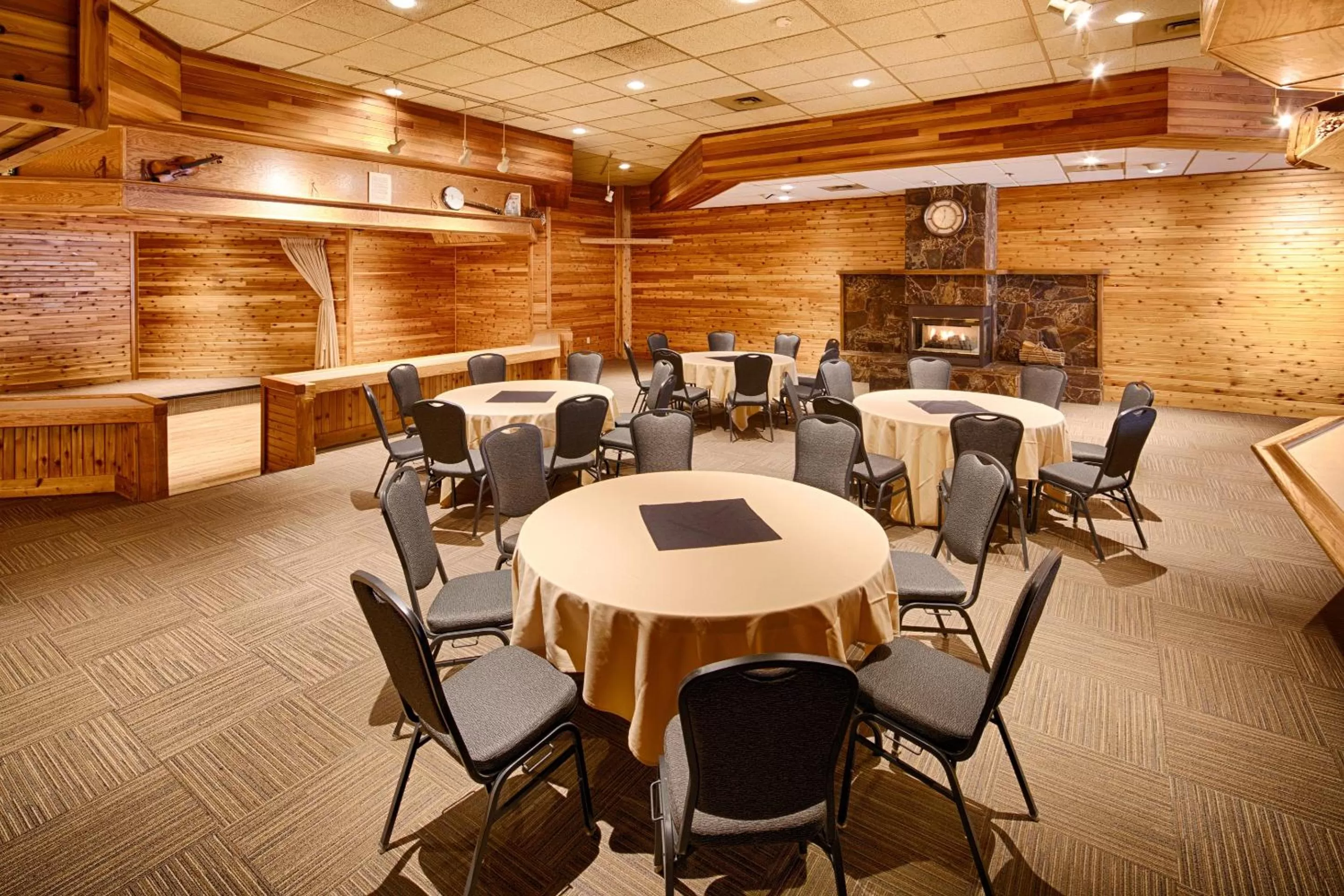 Banquet/Function facilities in Red Lion Hotel Kalispell