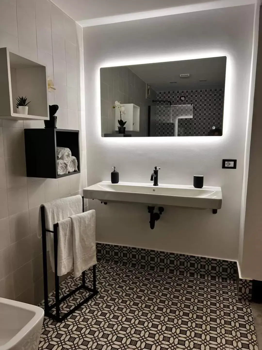 Bathroom in Toscano Palace Luxury Rooms Catania