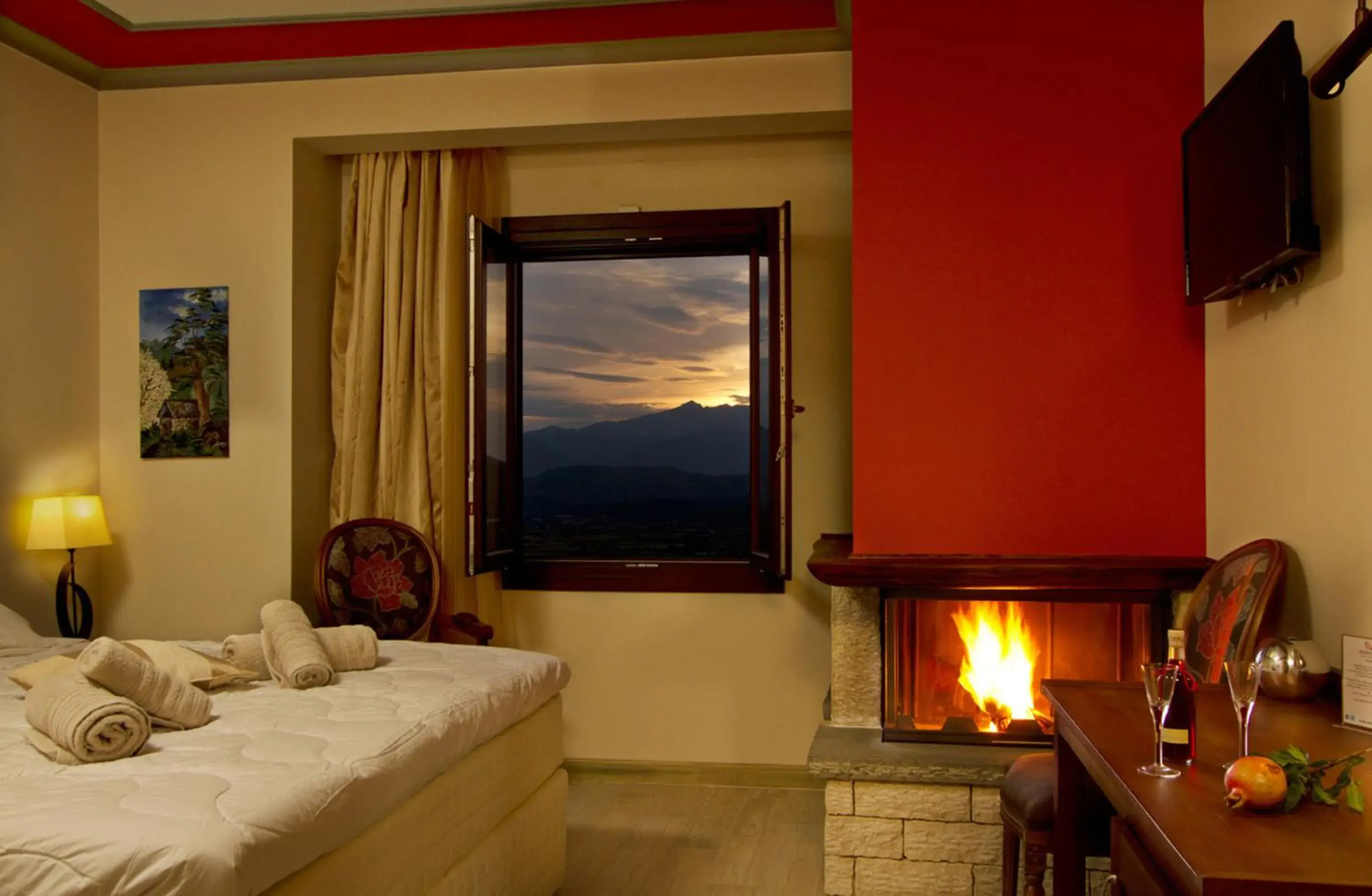 Deluxe Double Room with Fireplace in Hotel Rodovoli Deluxe Double Room with Fireplace in Hotel Rodovoli