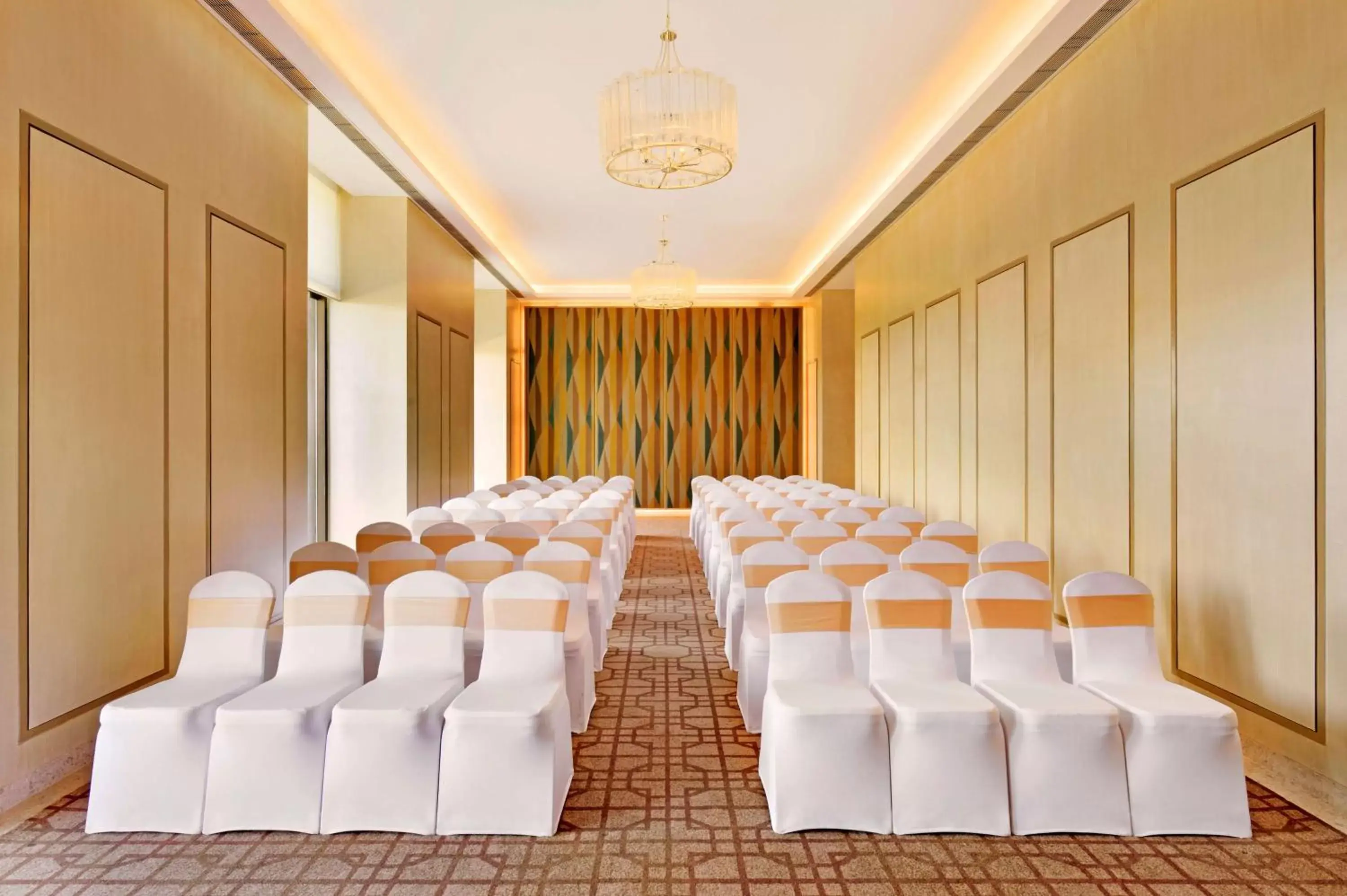 Banquet/Function facilities in Radisson Blu Coimbatore