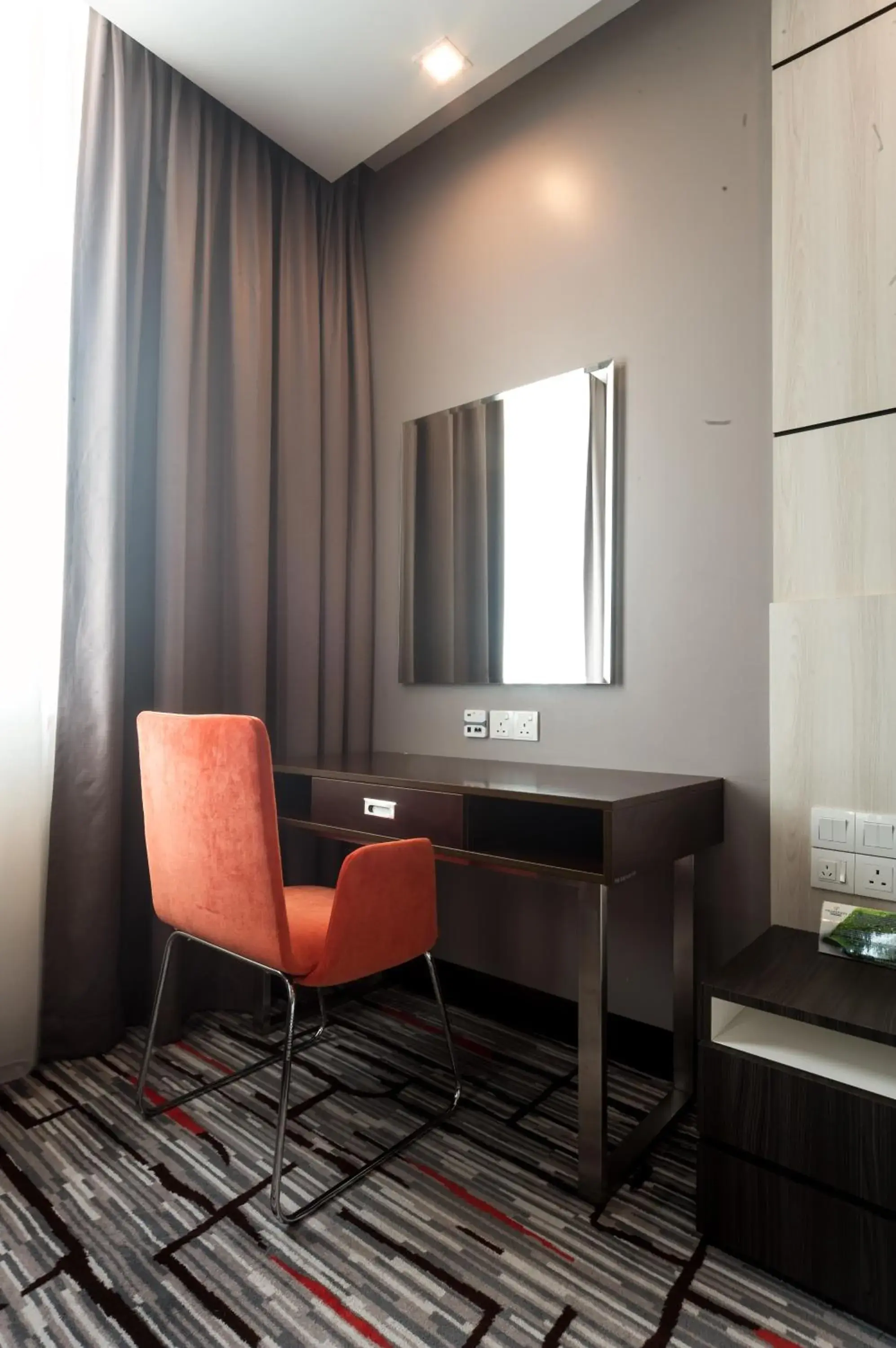 Bedroom, Seating Area in Promenade Hotel Bintulu