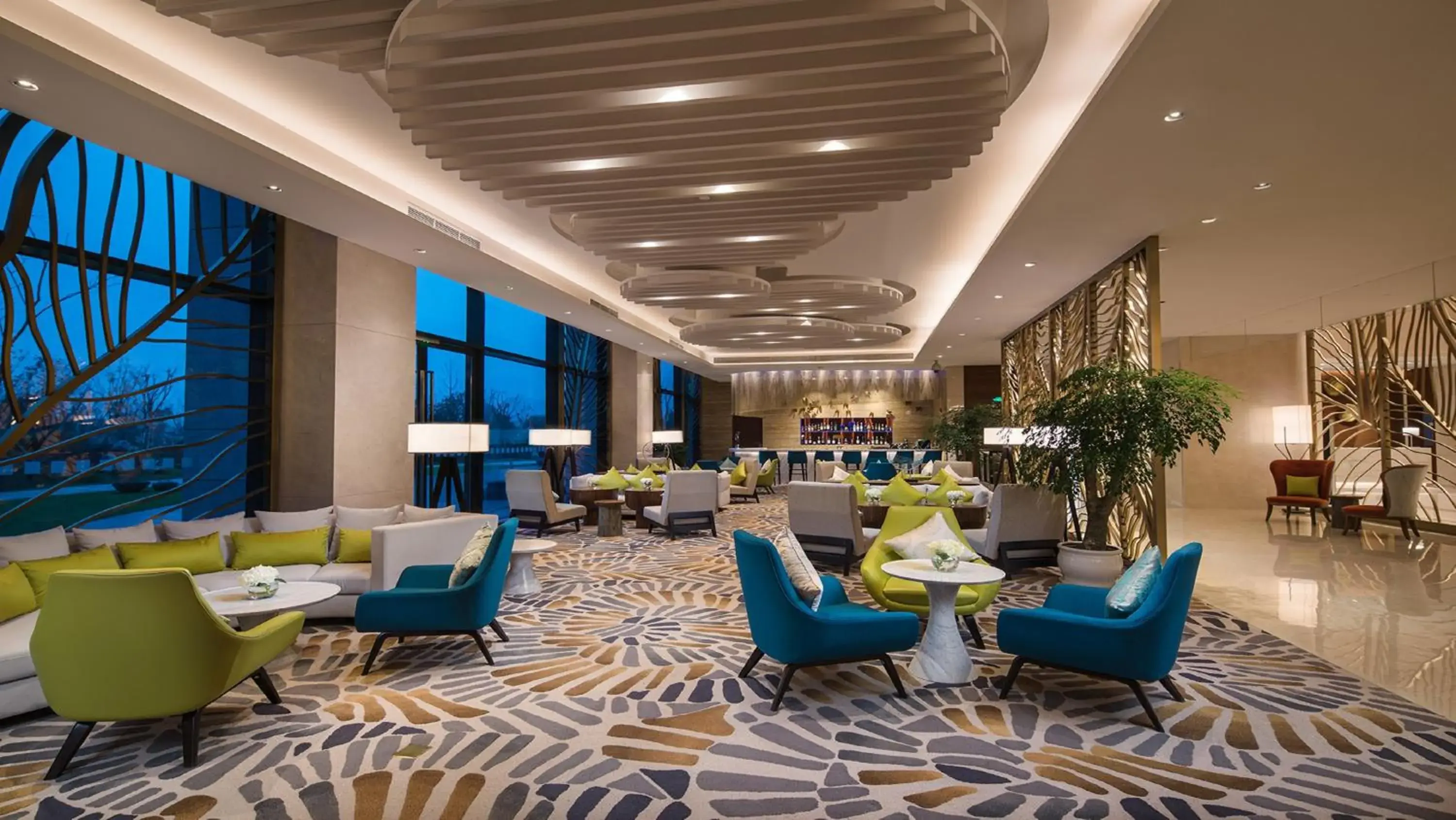 Lounge or bar, Restaurant/Places to Eat in Holiday Inn Suzhou Taihu Lake, an IHG Hotel