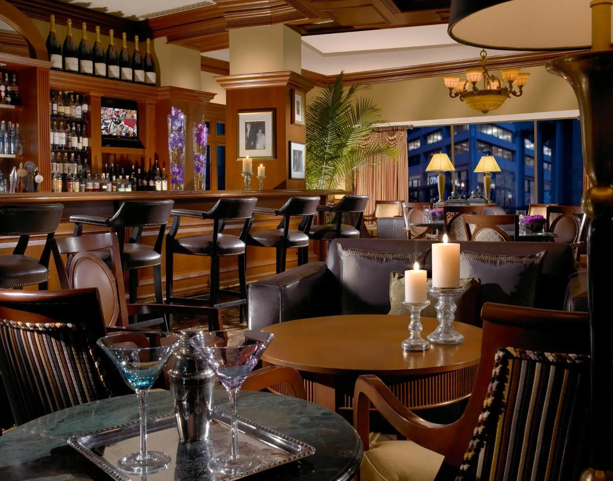 Lounge or bar, Restaurant/Places to Eat in Boston Omni Parker House Hotel