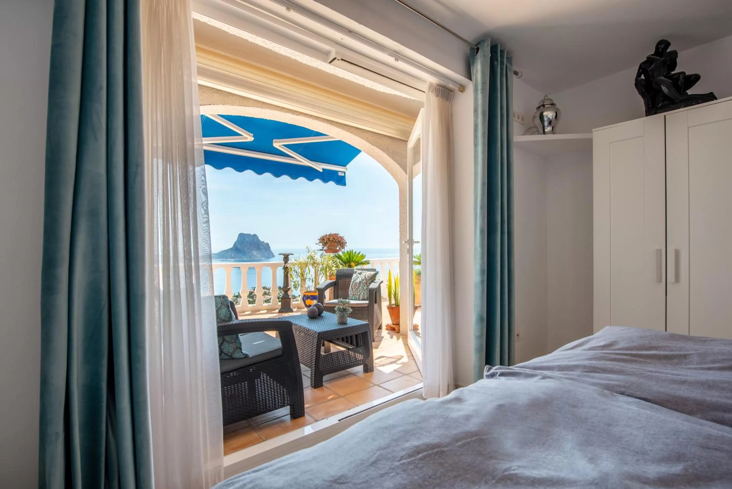 Balcony/Terrace, Bed in Villa Vista Calpe