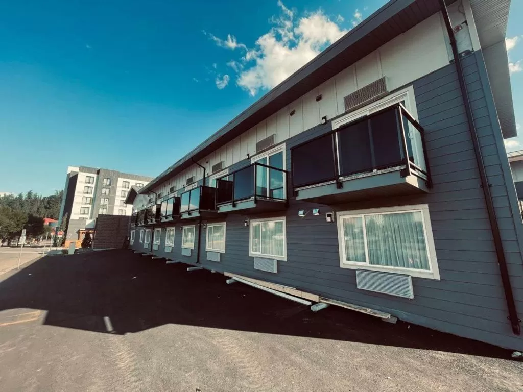 Property building in Econo Lodge