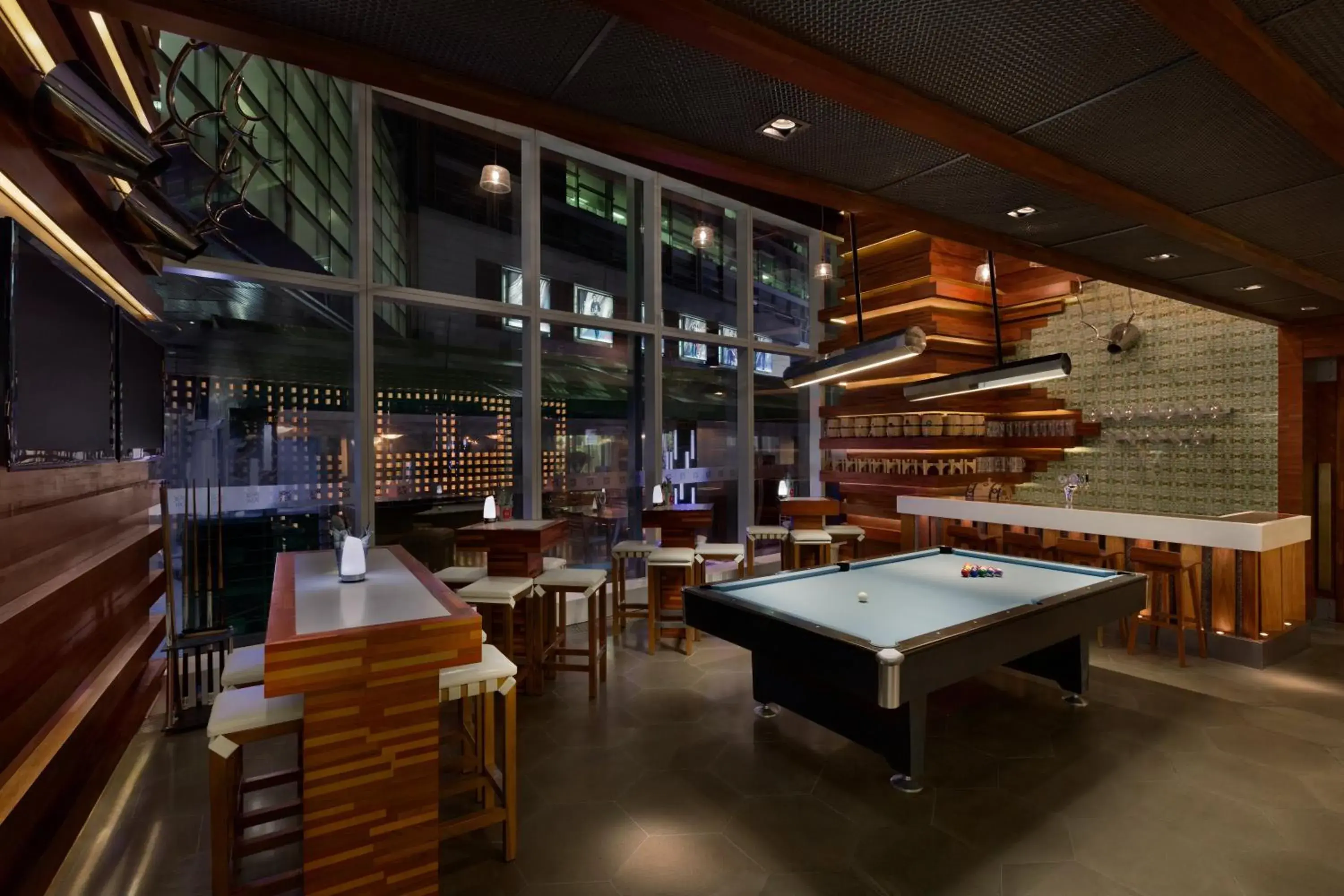 Restaurant/places to eat, Billiards in Kerry Hotel Pudong, Shanghai