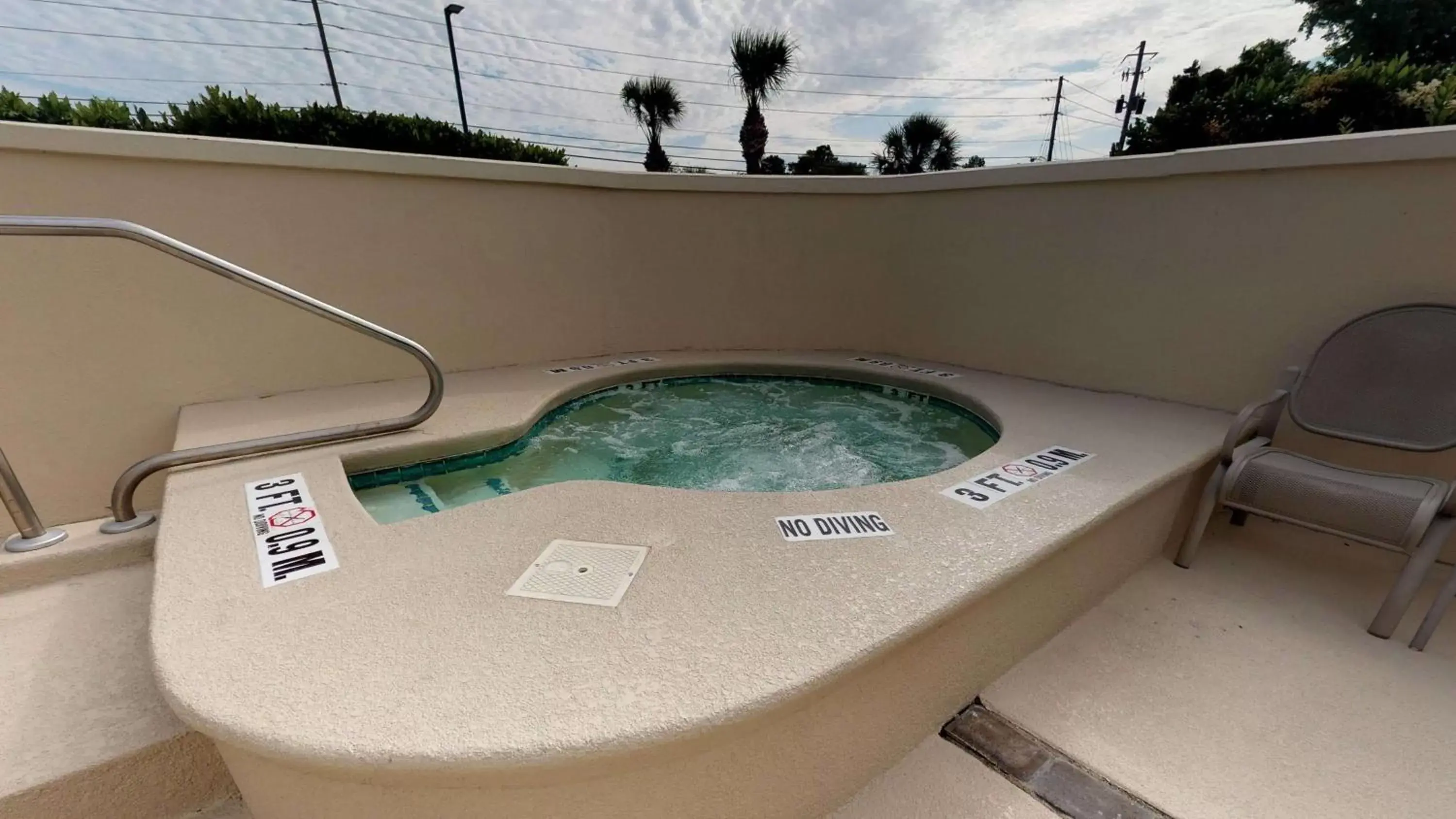 Hot Tub in Hampton Inn St. Simons Island